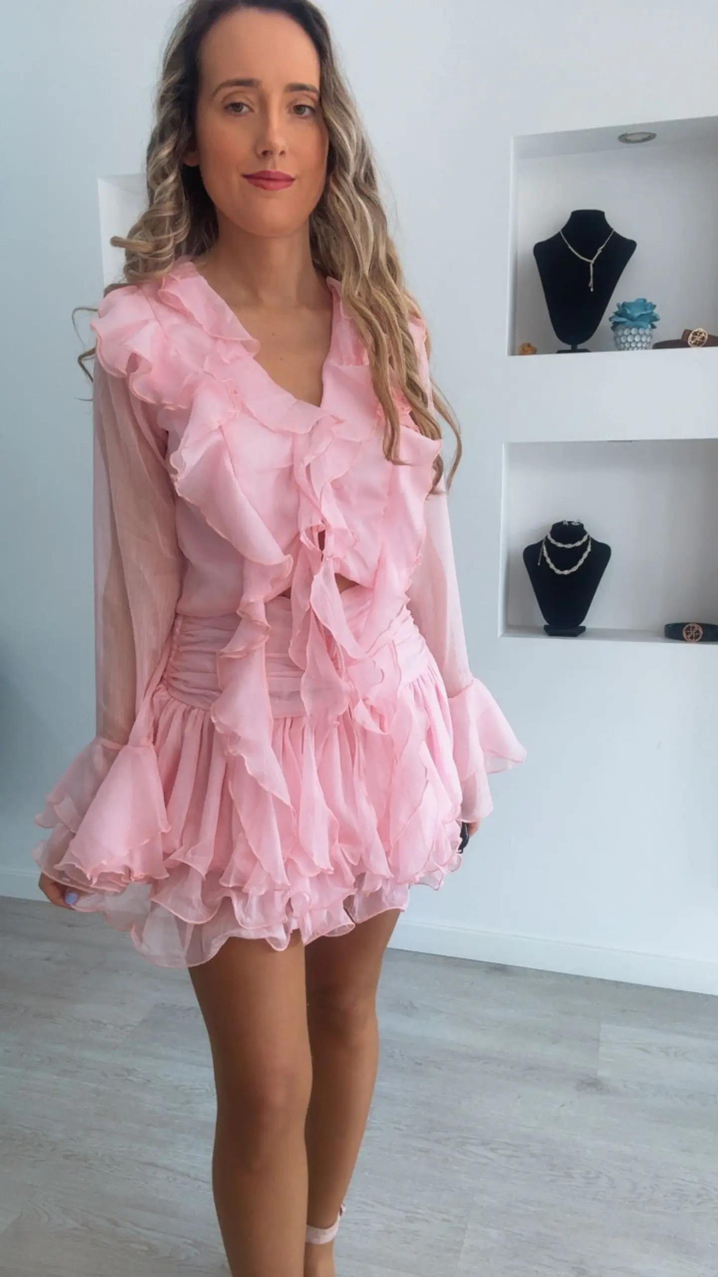Conjunto saia‑calção e blusa com folhos 11