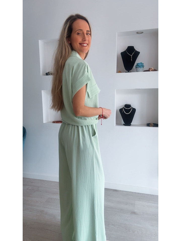 Conjunto calça e camisa com detalhe de nó - TU 10