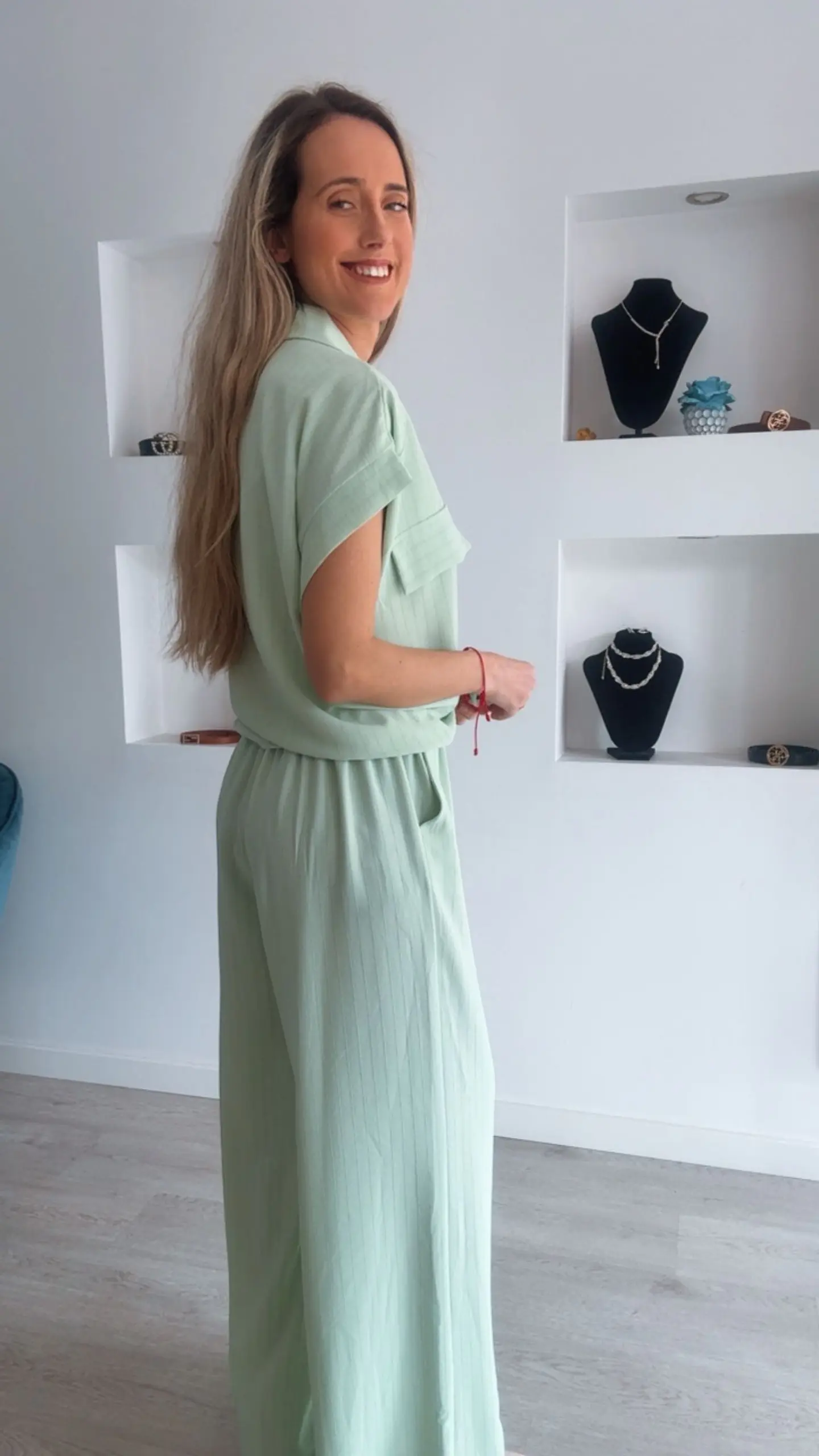 Conjunto calça e camisa com detalhe de nó - TU 6