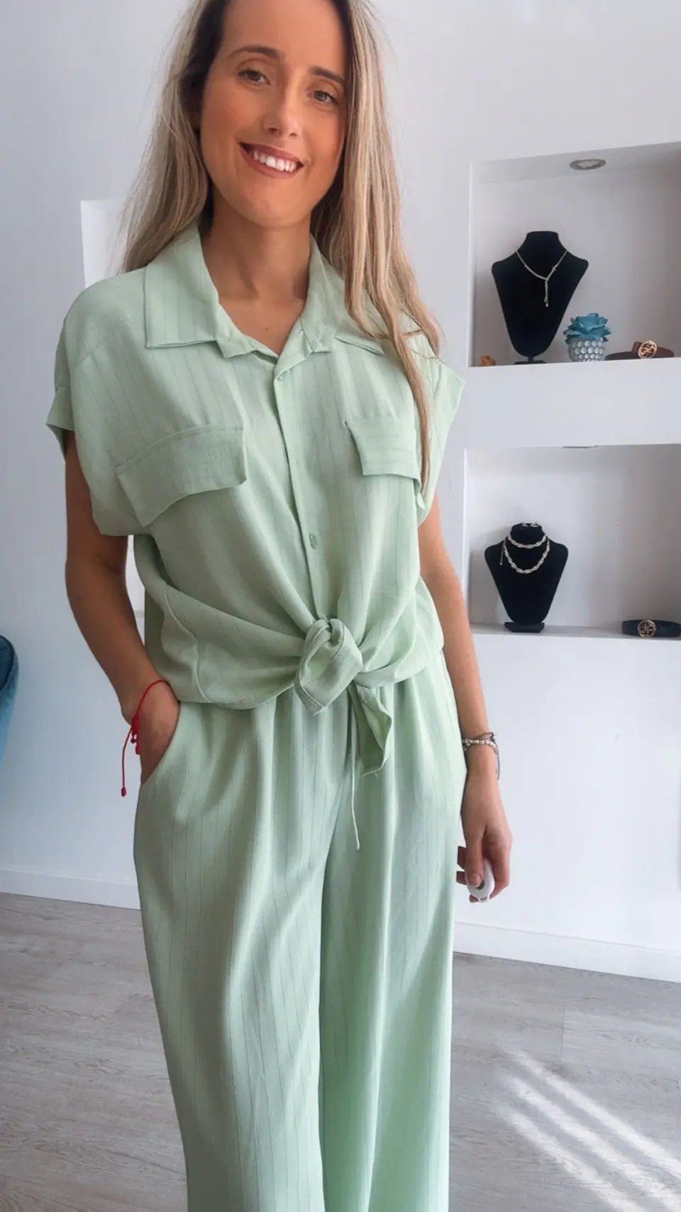 Conjunto calça e camisa com detalhe de nó - TU 1