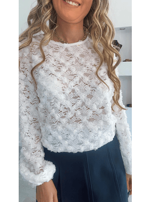 Blusa com detalhes 3D - TU