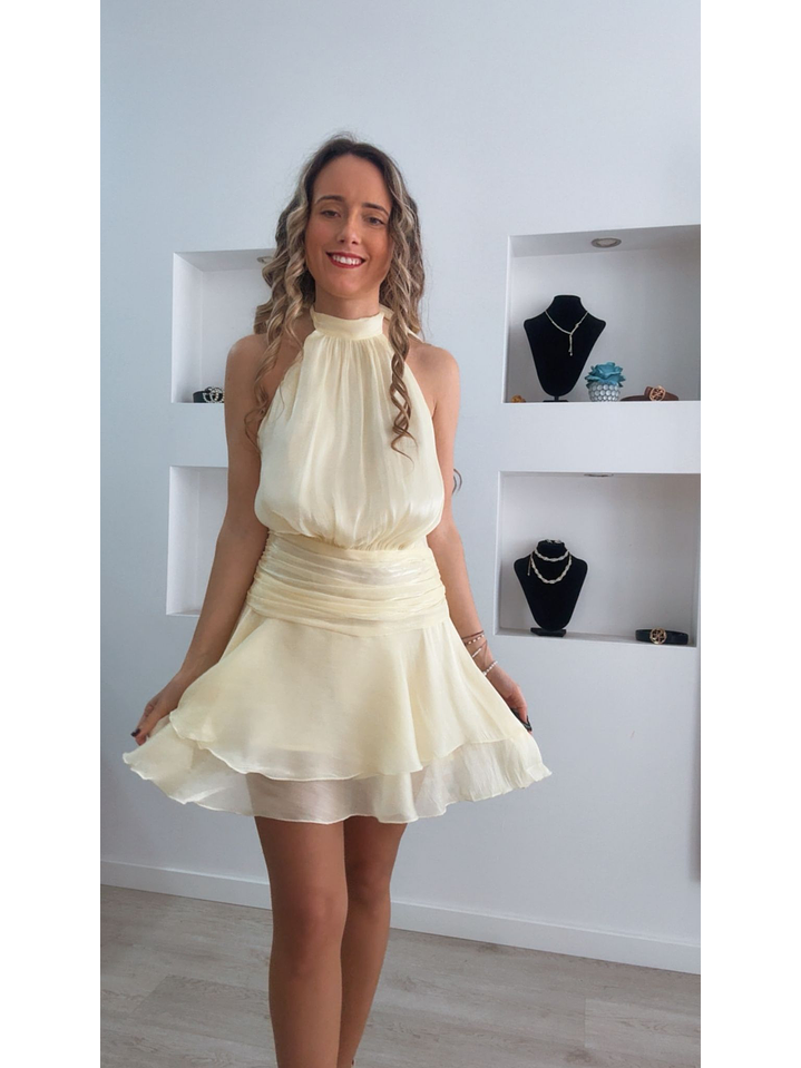 Vestido com calção interior e decote nas costas 1