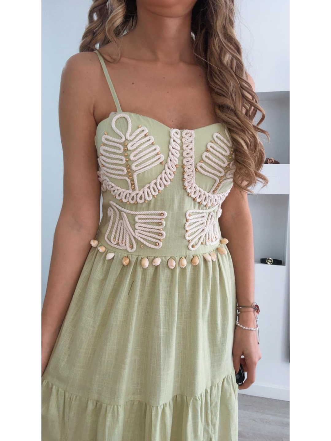 Vestido em linho com racha e conchas na cinta 6