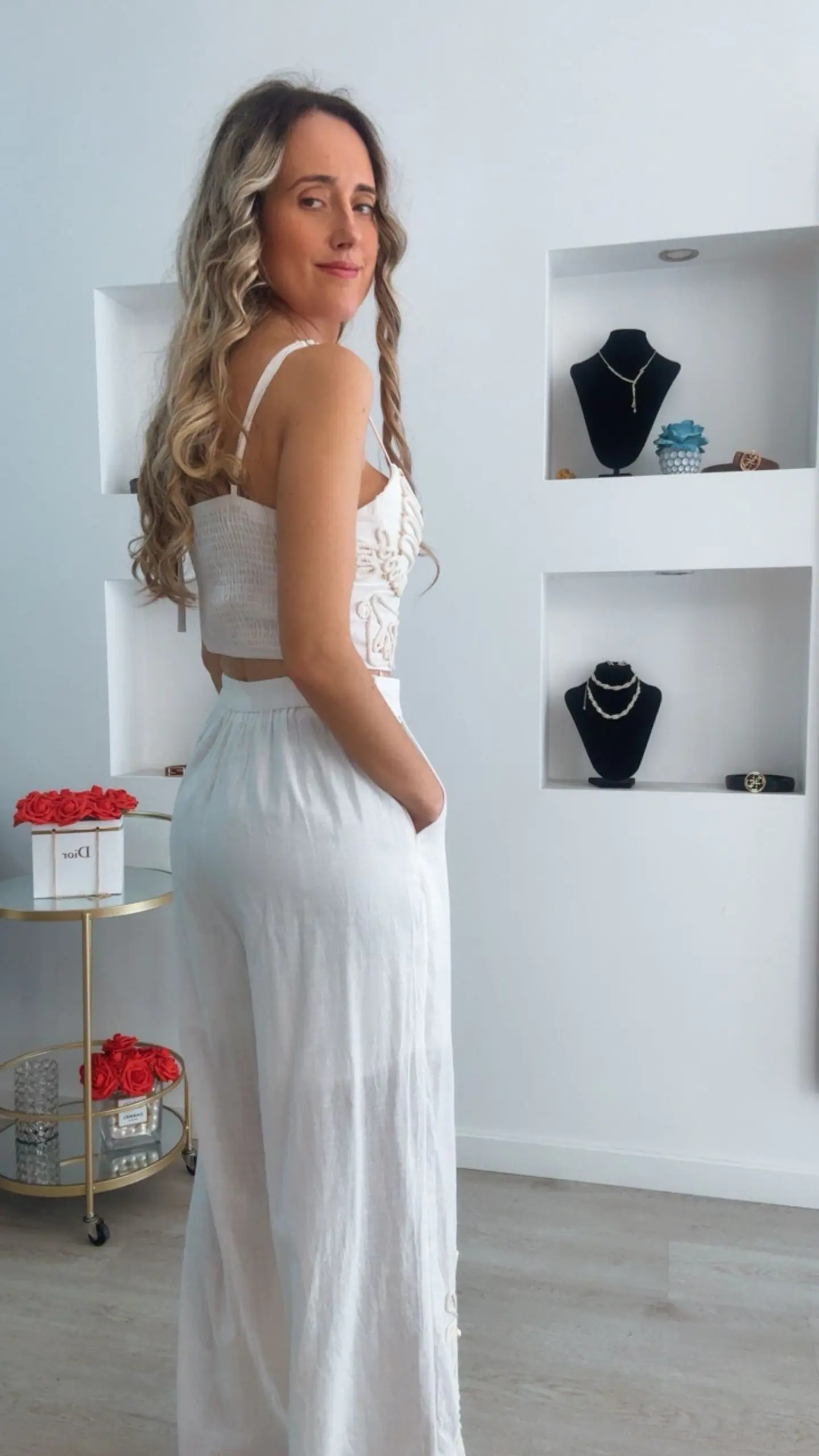 Conjunto top e calça em linho com bordados 7