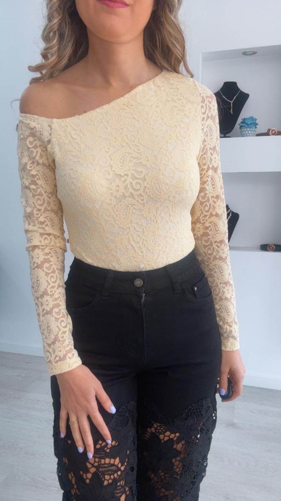 Body de renda assimétrico sem ombro 5