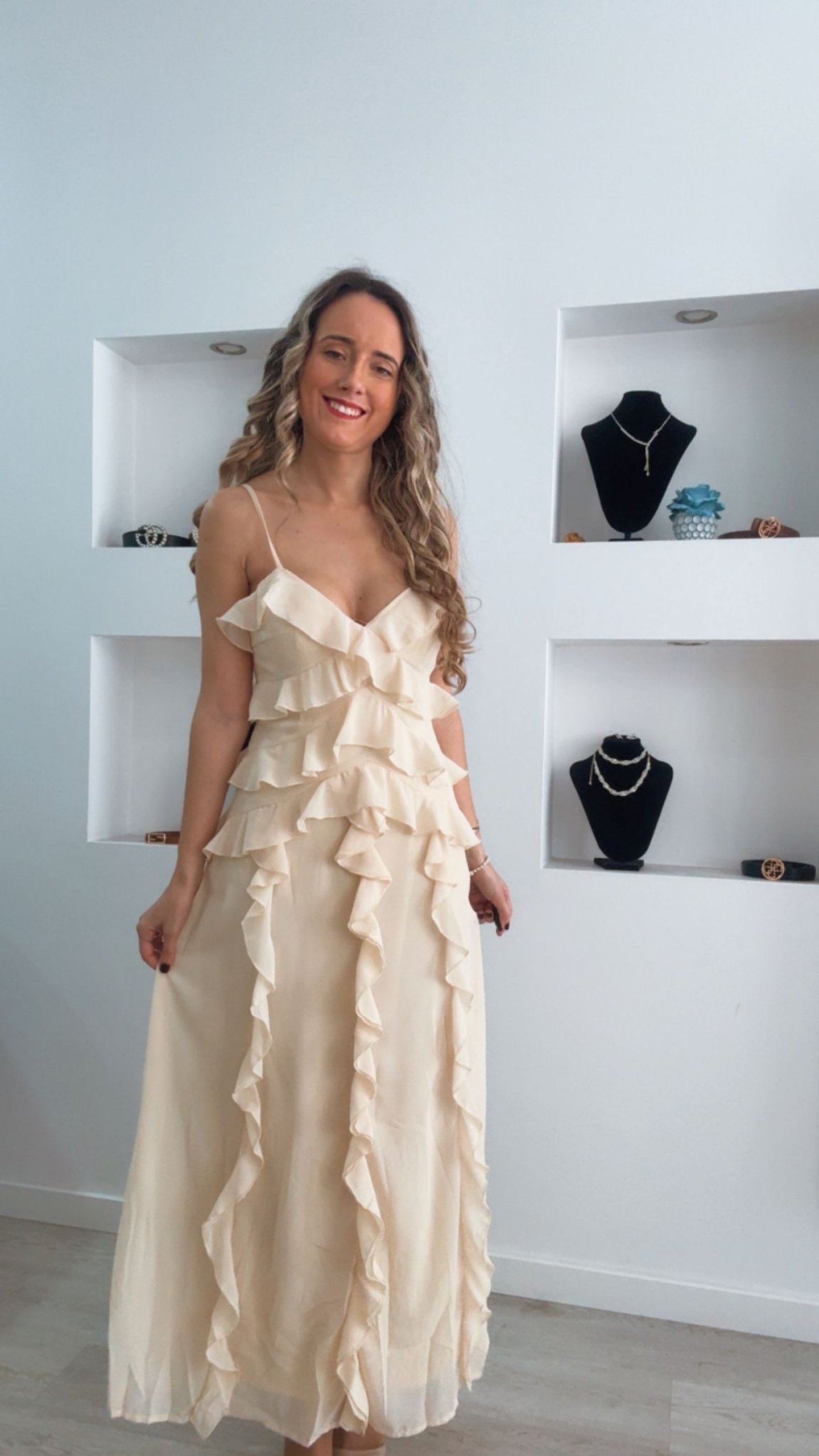 Vestido de folhos comprido 6