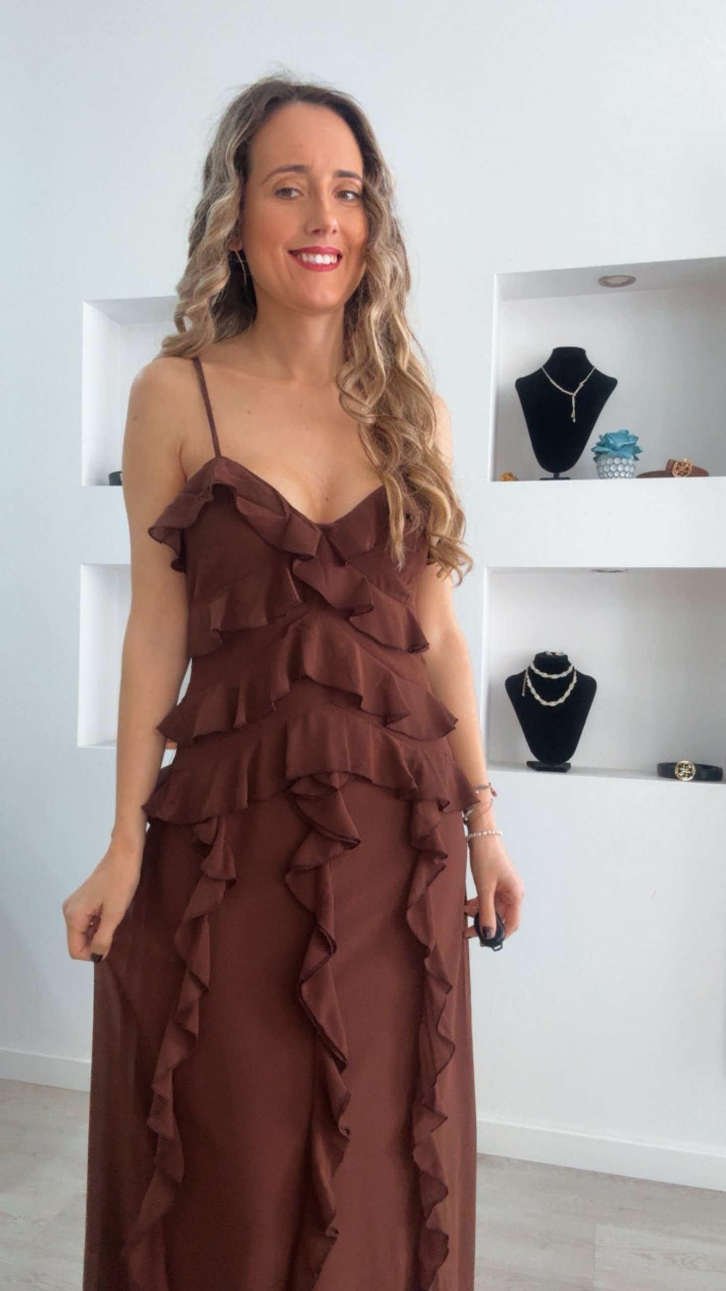 Vestido de folhos comprido 5