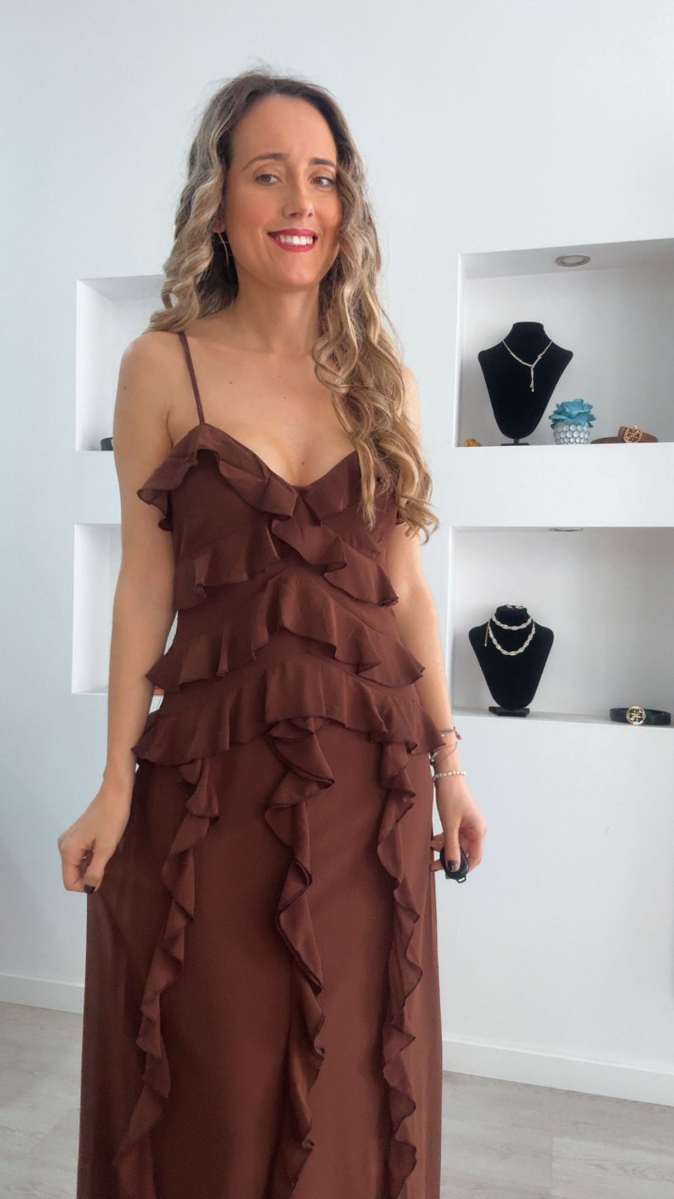 Vestido de folhos comprido 5