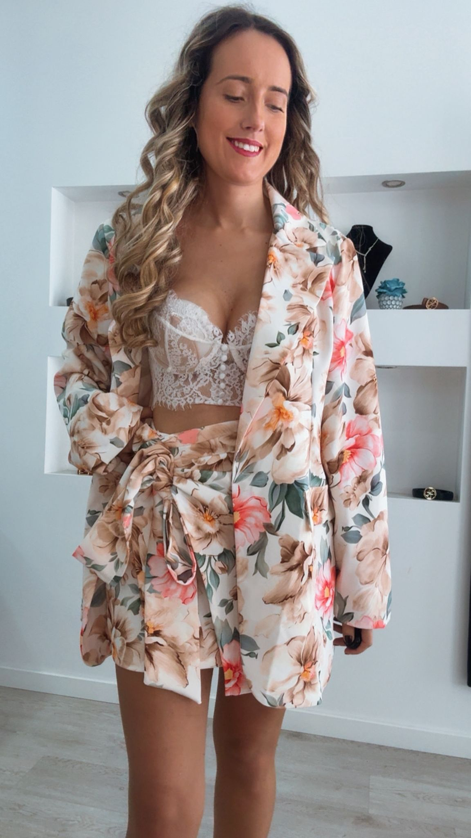 Conjunto de saia e blazer floral - TU 11