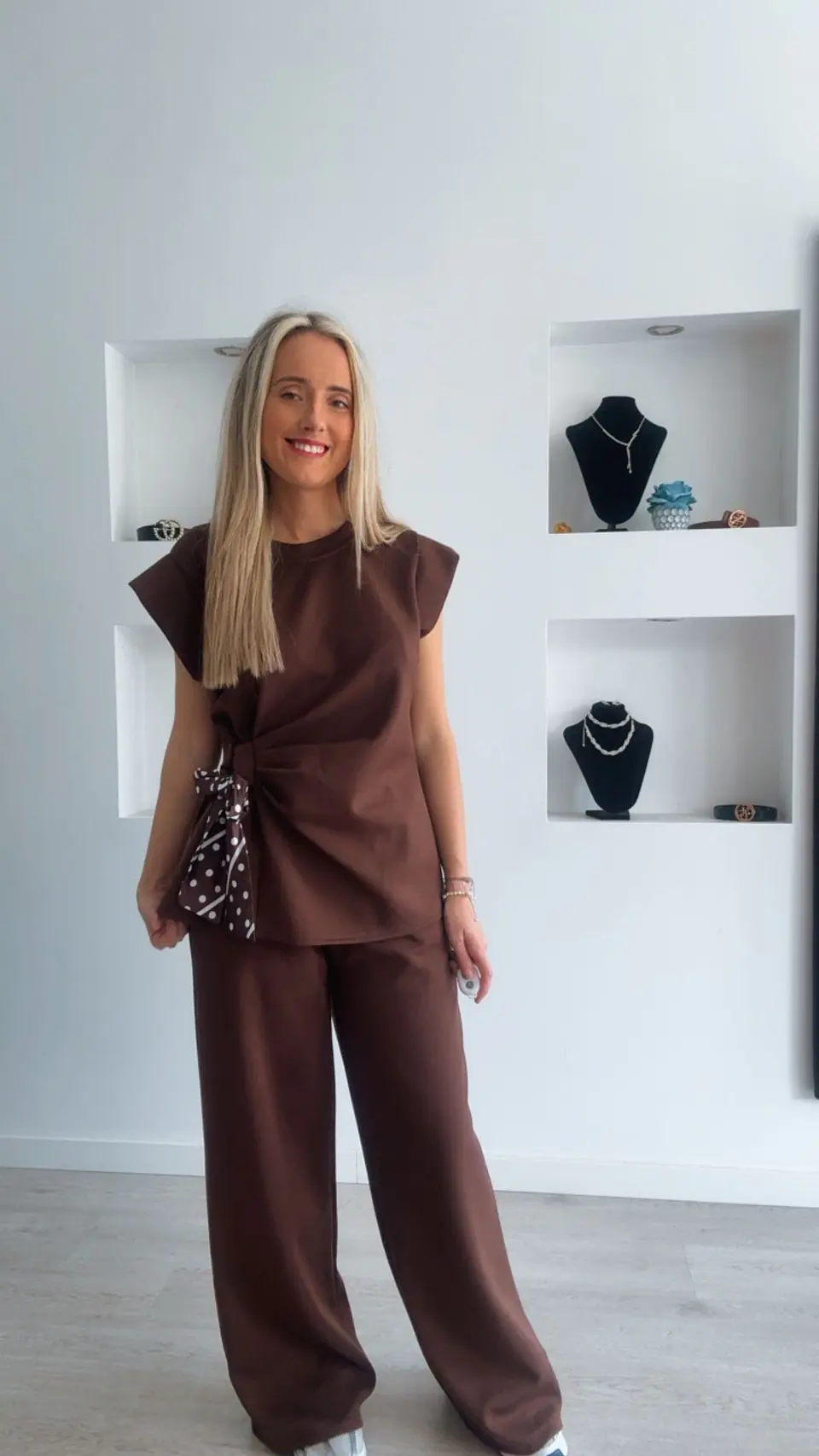 Conjunto com detalhe de laço de cetim com bolinhas - TU 5