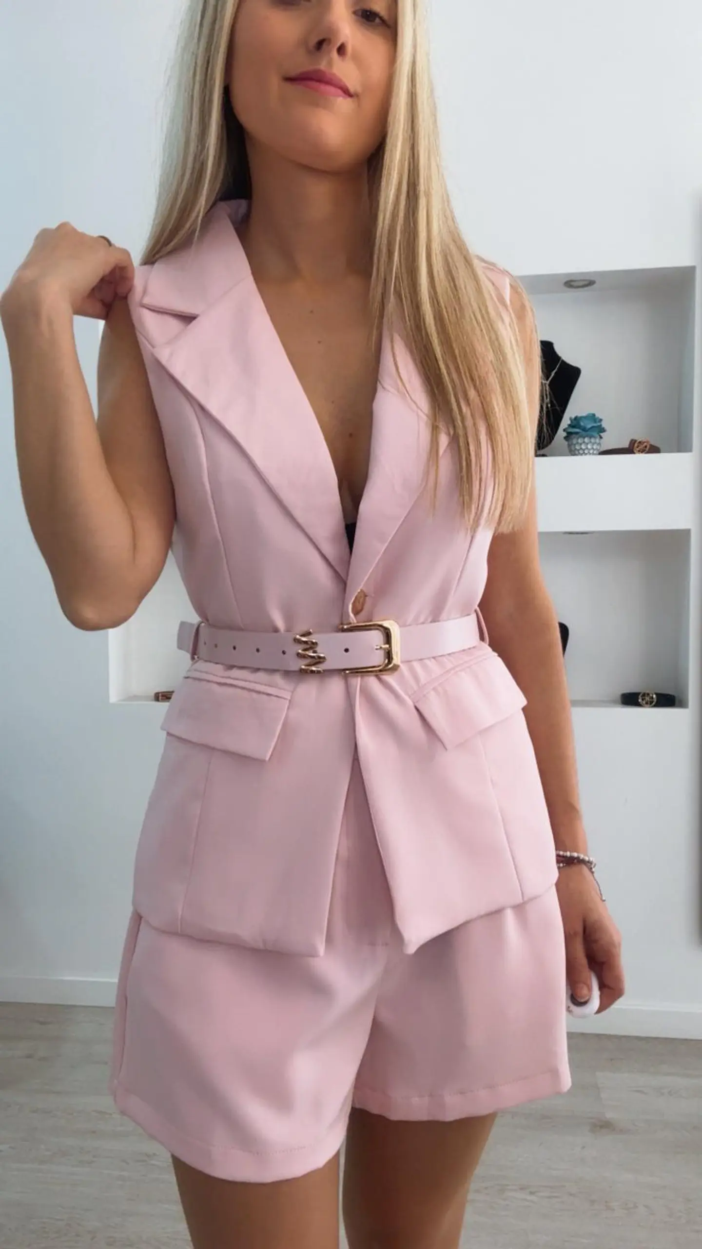 Conjunto de calção e colete com cinto 22