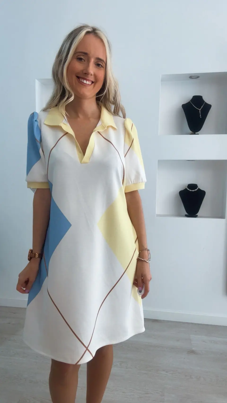 Vestido losangos de manga curta com bolsos - TU 3