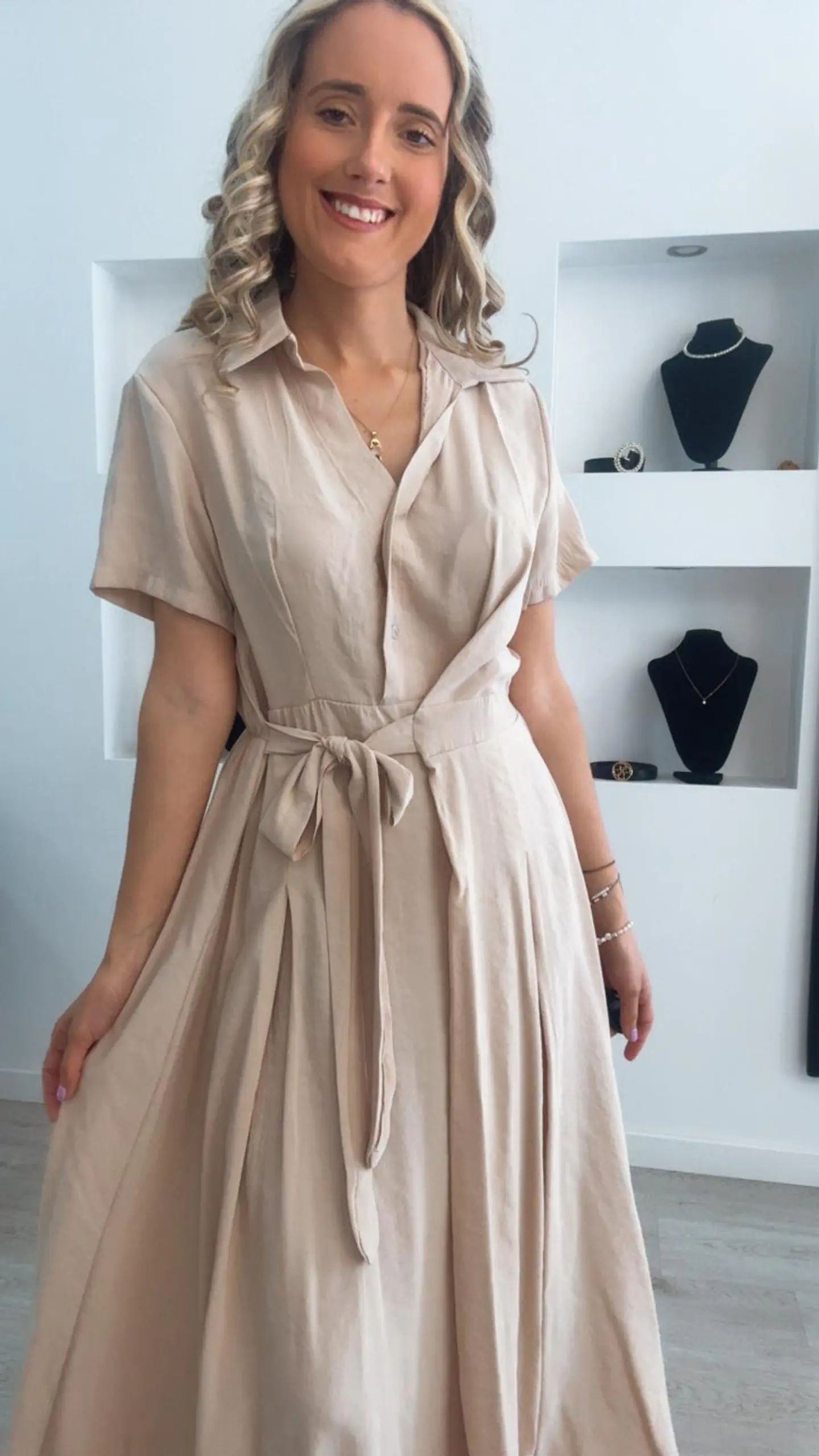 Vestido comprido de manga curta com cinto - TU 8