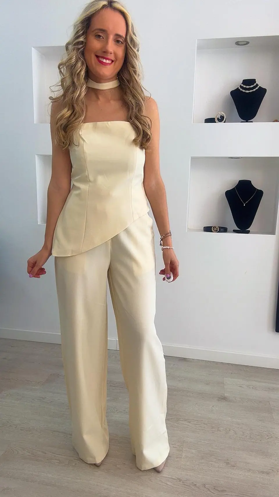 Conjunto de calça e túnica assimétrica 10