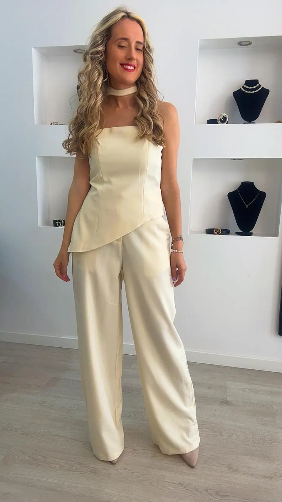 Conjunto de calça e túnica assimétrica 9