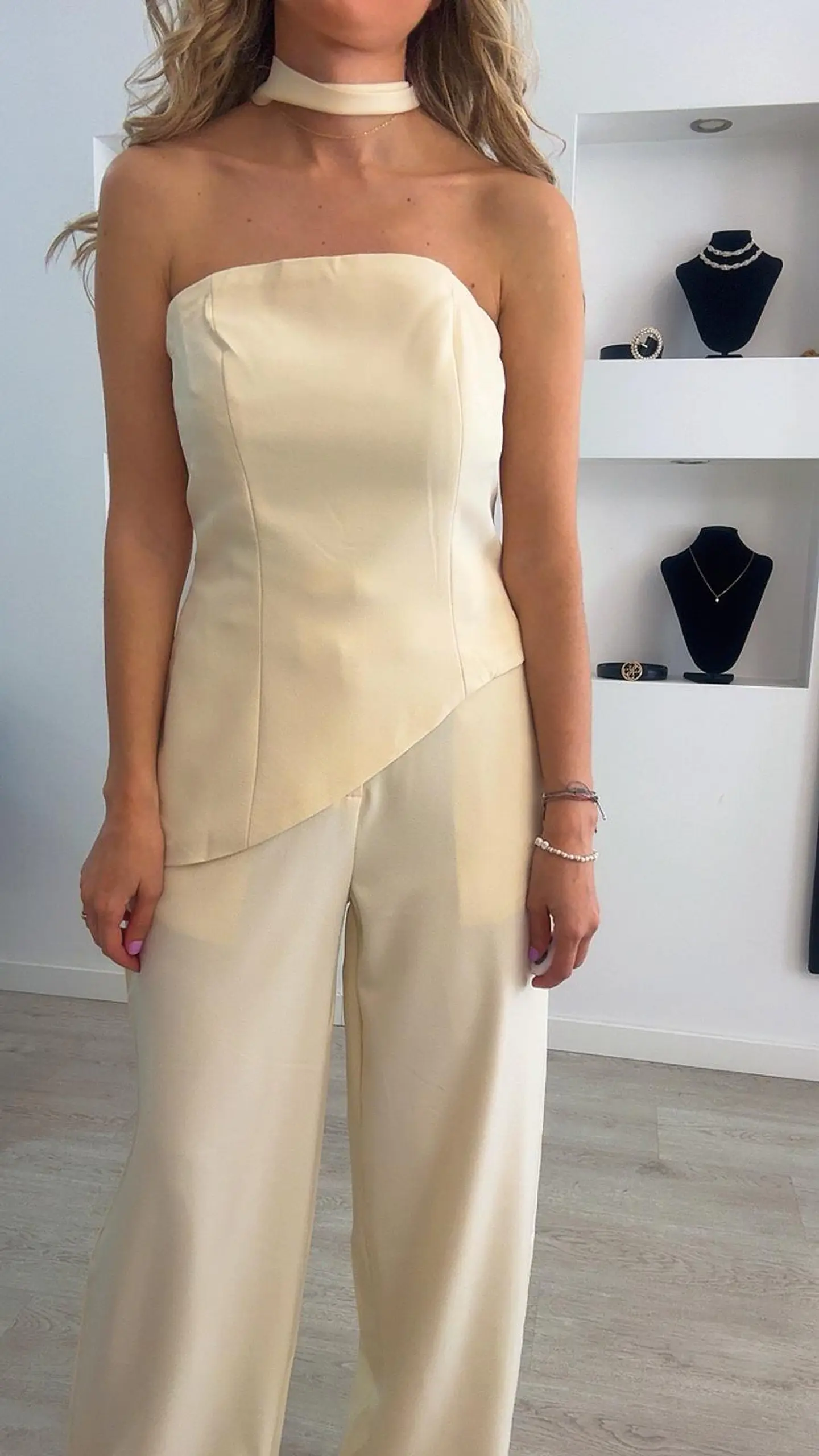 Conjunto de calça e túnica assimétrica 7