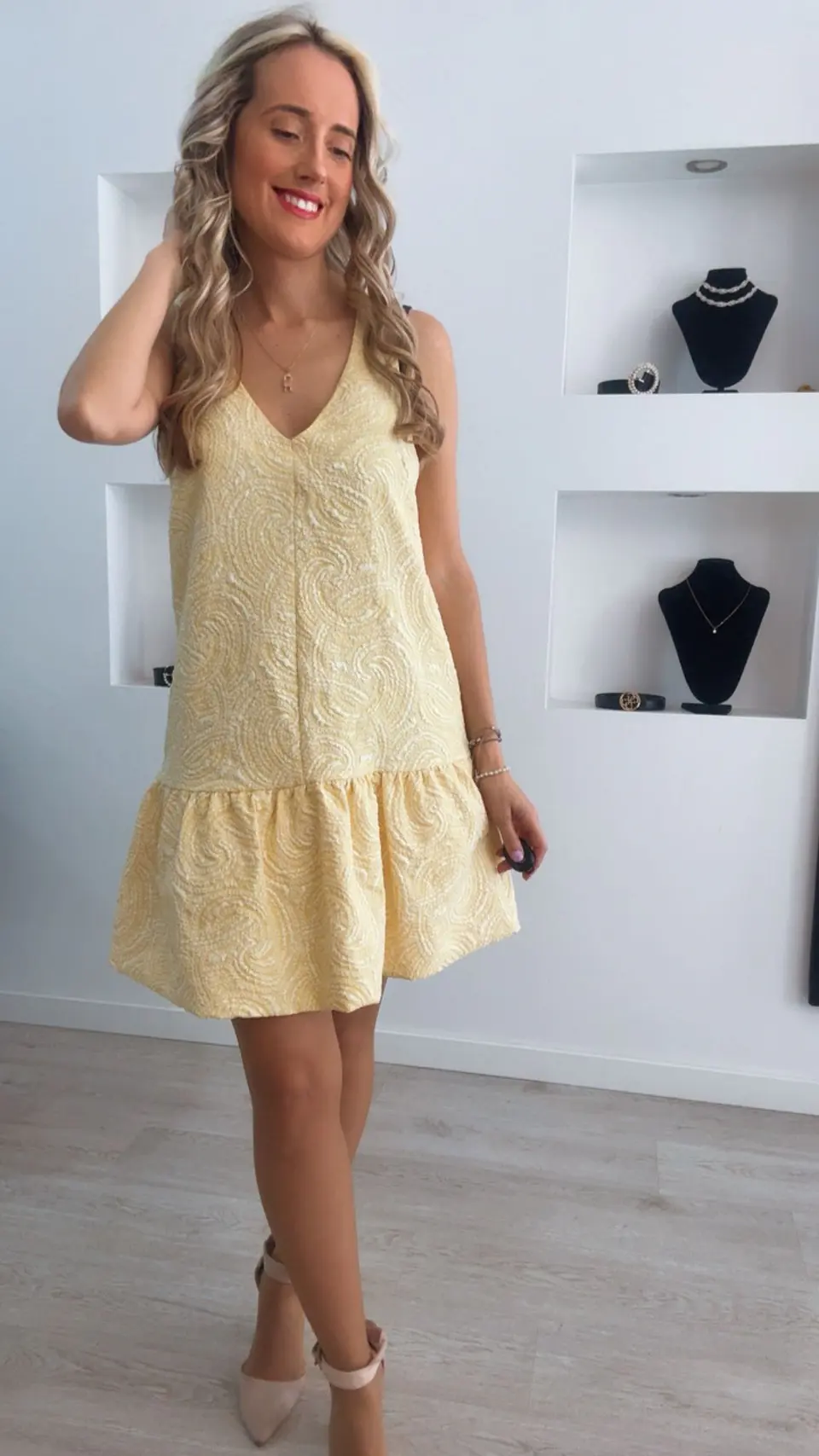 Vestido IVIVI com textura 5