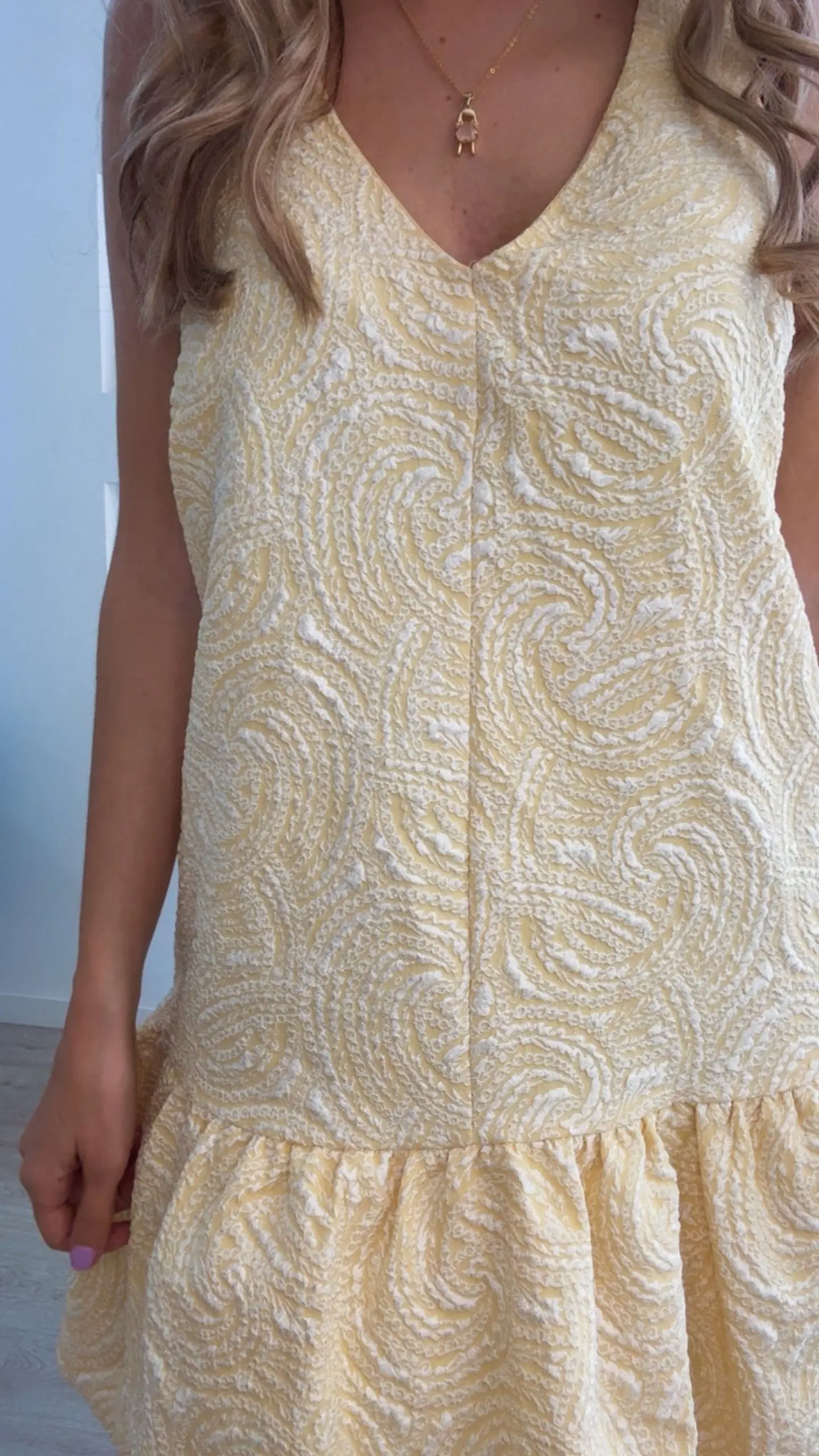 Vestido IVIVI com textura 6