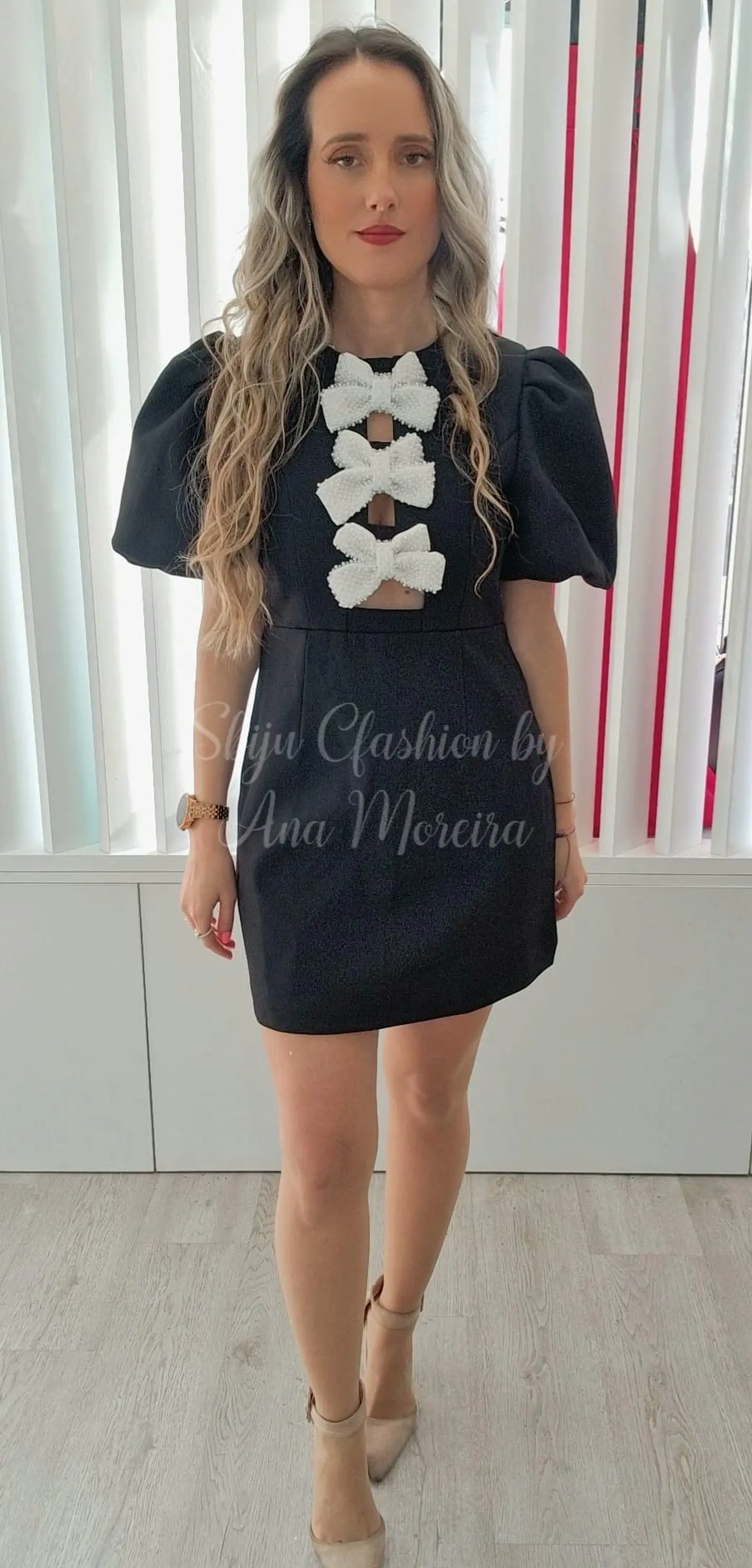 Vestido Curto com Laços à Frente - Mochy 12