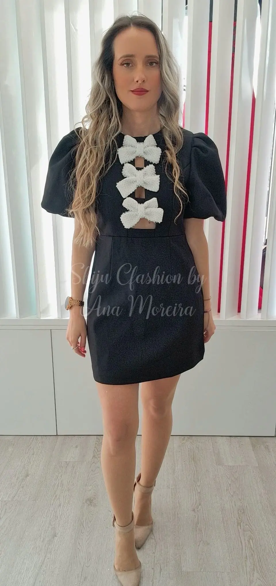 Vestido Curto com Laços à Frente - Mochy 12