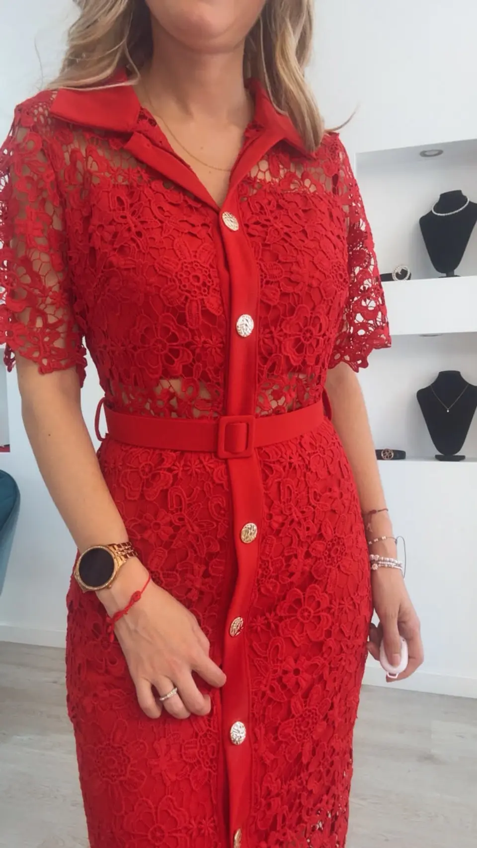 Vestido midi em renda com cinto - TU 15