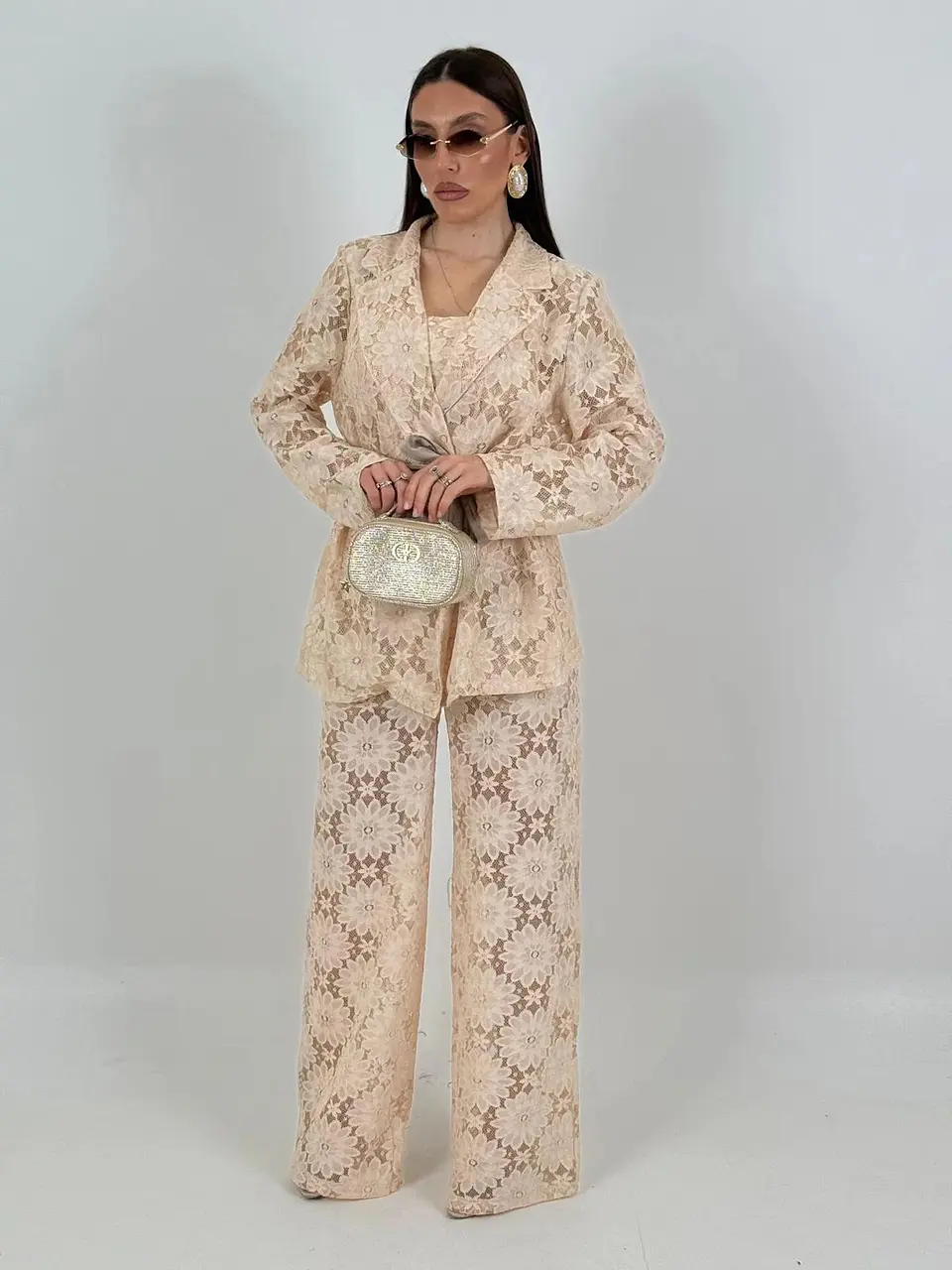 Conjunto de top, blazer e calça em renda - TU 18