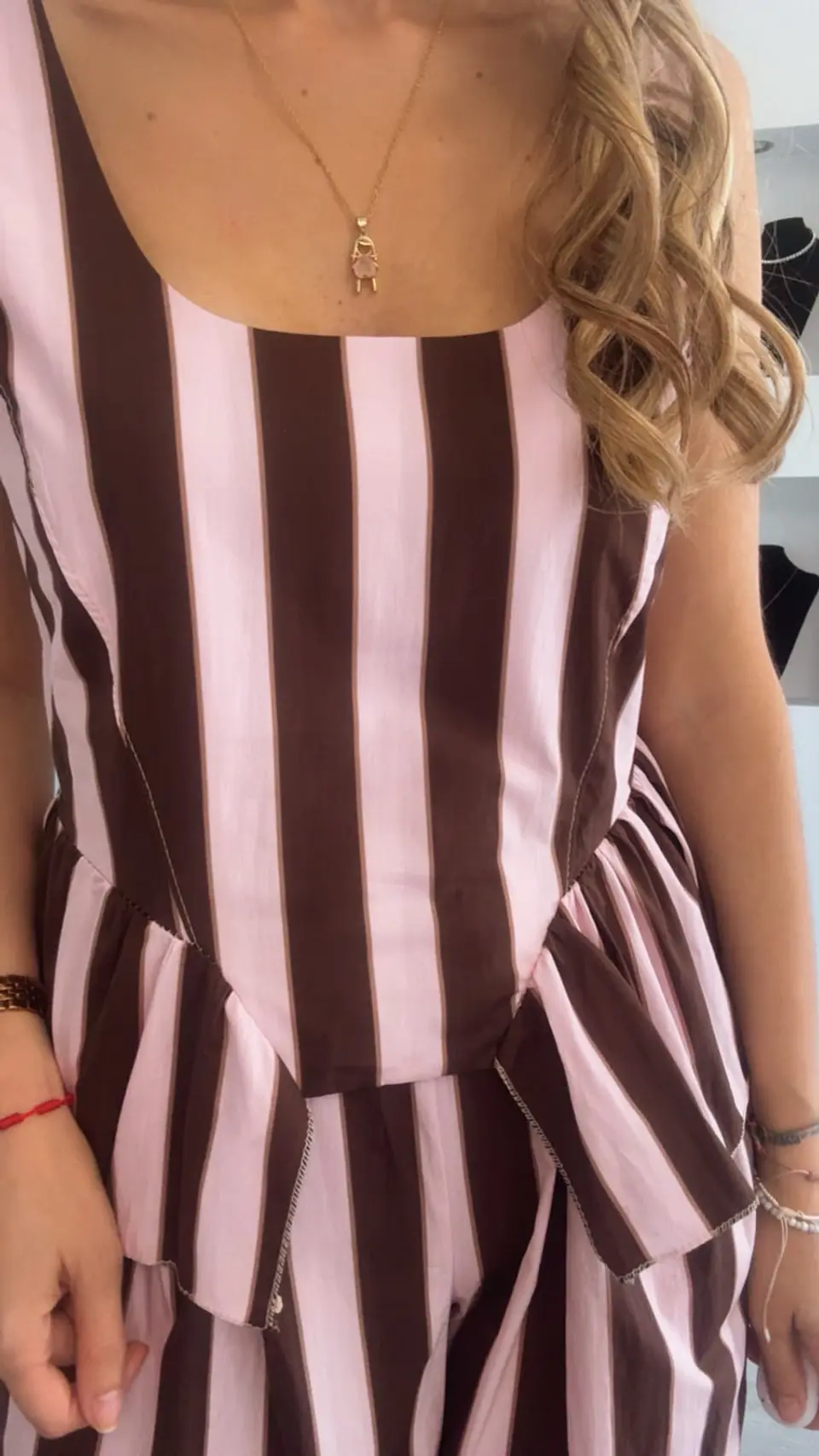 Conjunto de riscas com top de folhos laterais - TU 6