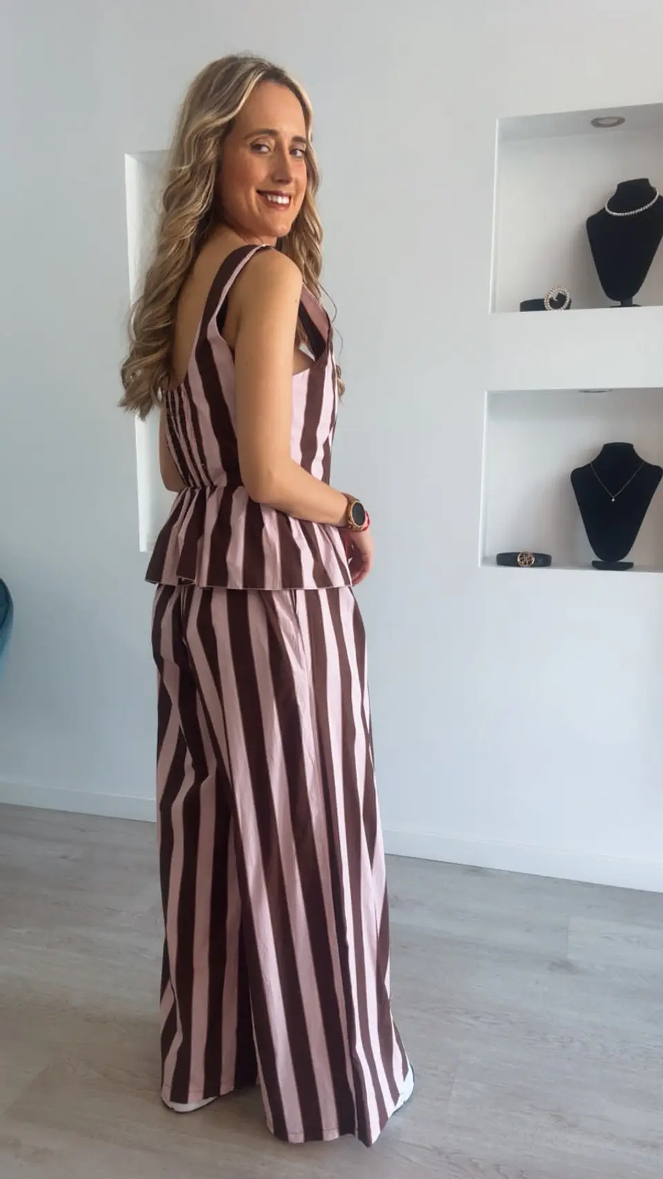Conjunto de riscas com top de folhos laterais - TU 2