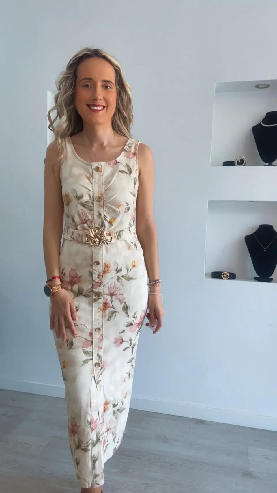 Vestido midi de ganga estampado com detalhe de cinto 5