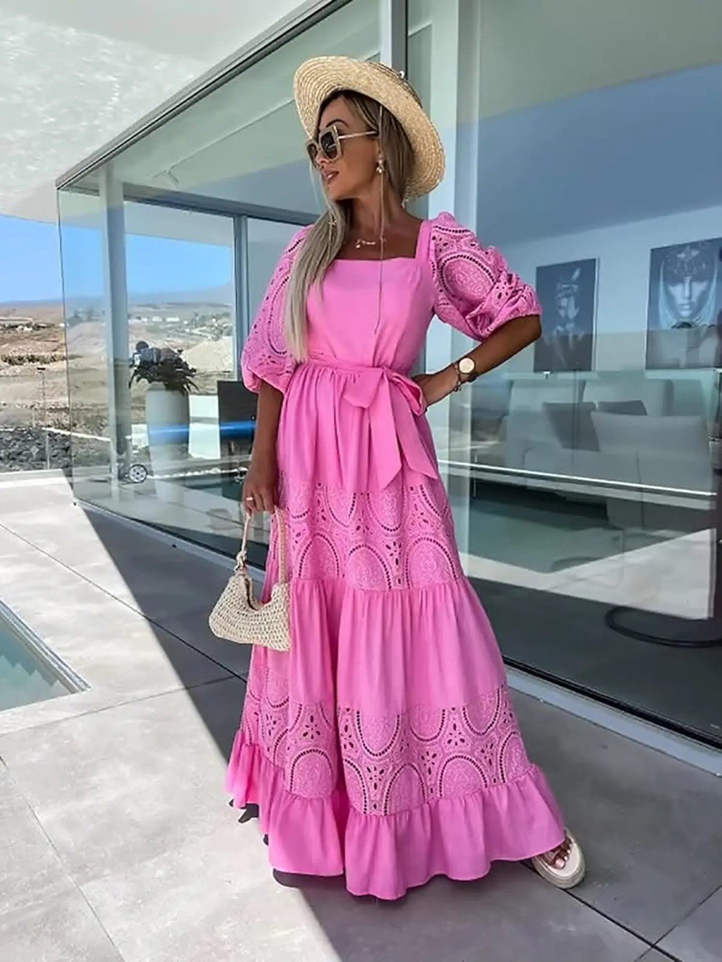 Vestido comprido com renda e cinto 1