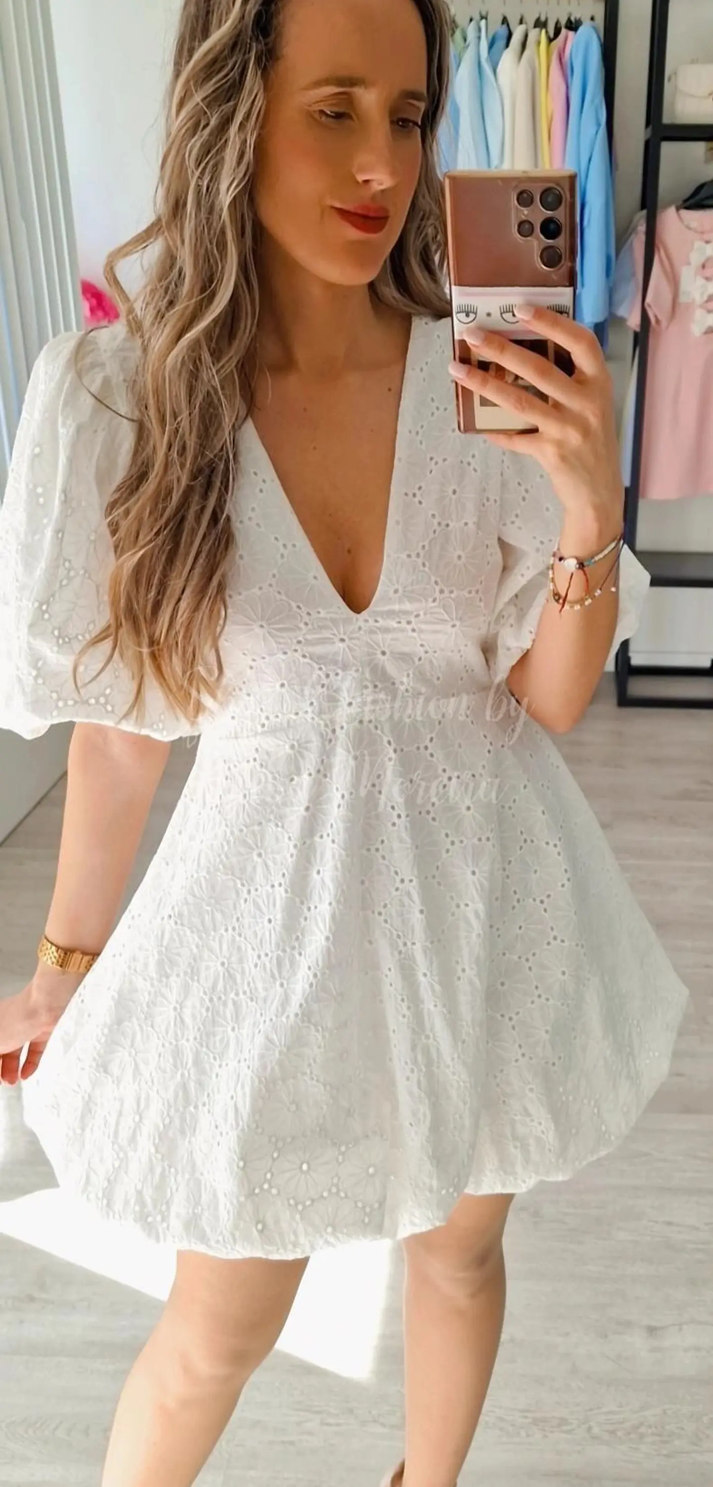 Vestido em bordado inglês com manga balão 5