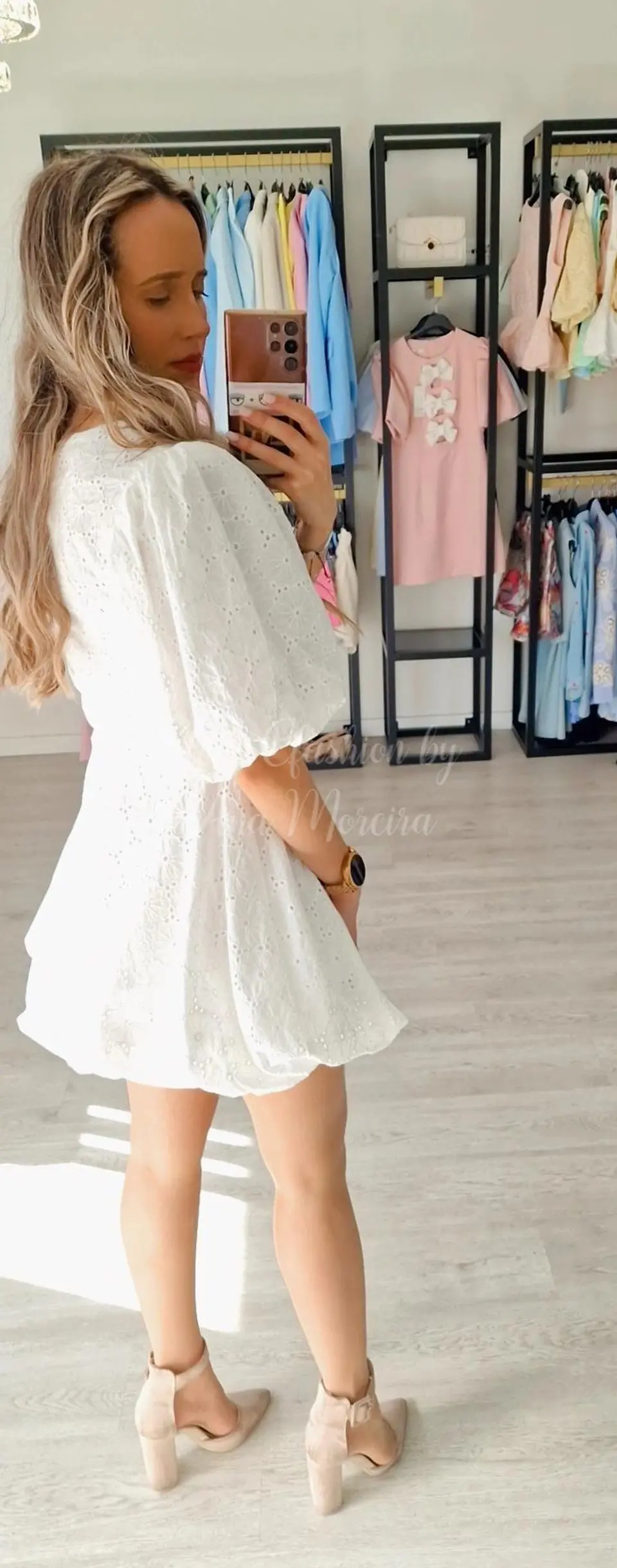 Vestido em bordado inglês com manga balão 2
