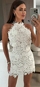 Vestido em renda com aberturas laterais - thumbnail 10
