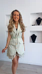 Vestido estilo blazer com renda e cinto - thumbnail 8