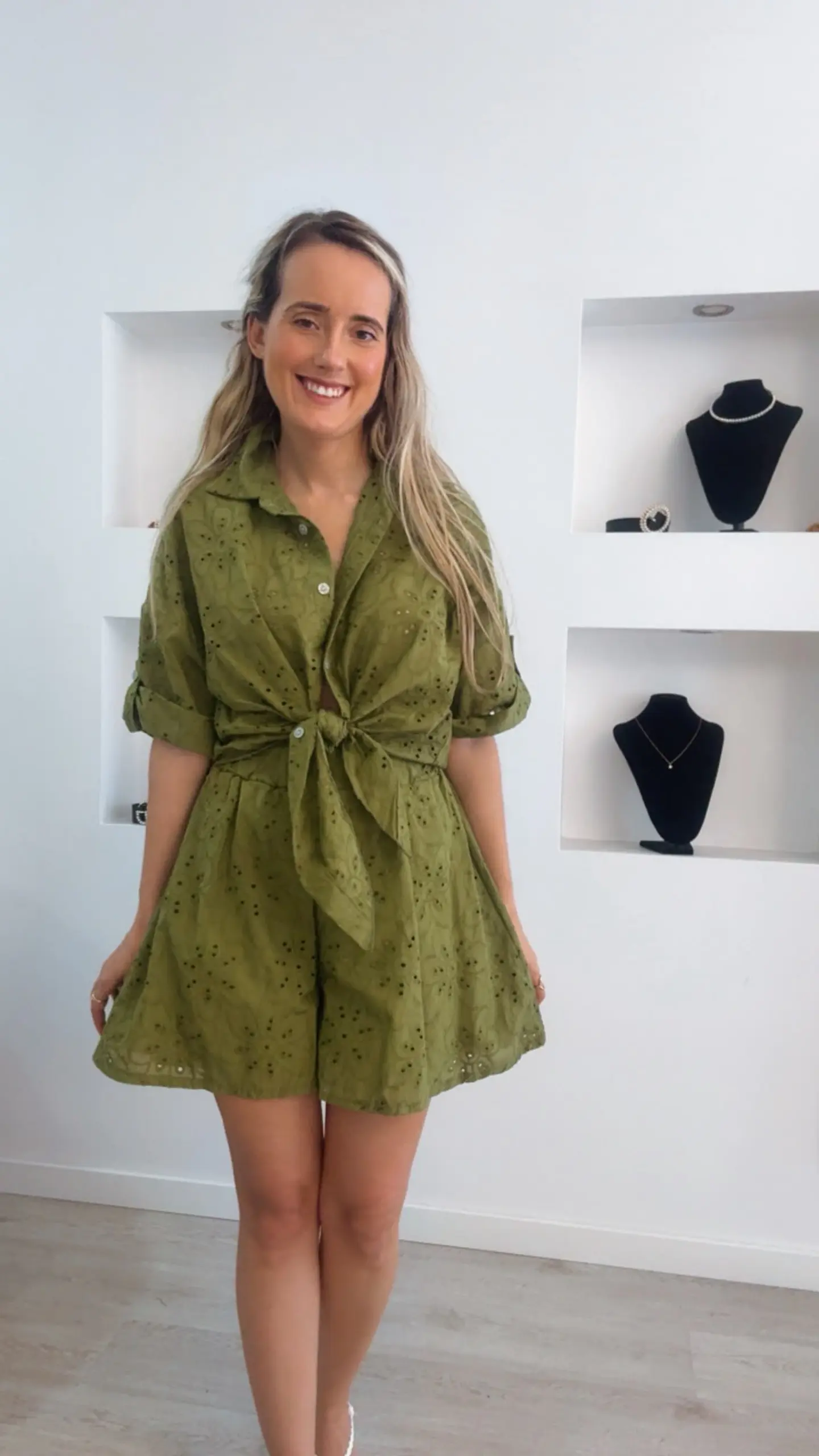 Conjunto de calção e camisa em bordado inglês - TU 1