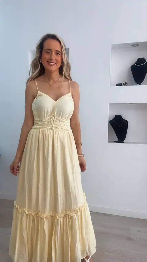 Vestido comprido com abertura nas costas e copa no peito - TU