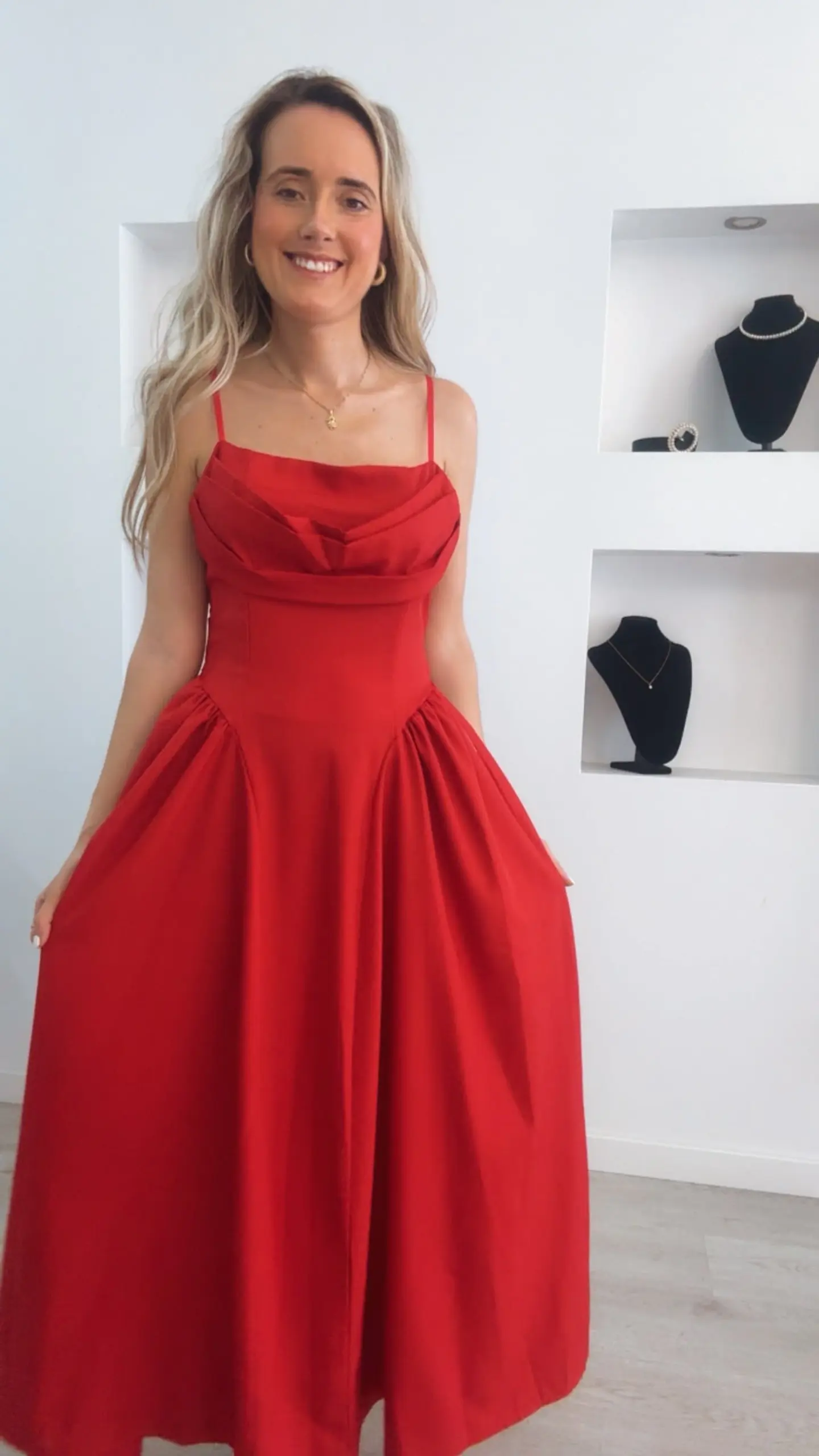 Vestido comprido com copa no peito e laço nas costas - TU 9