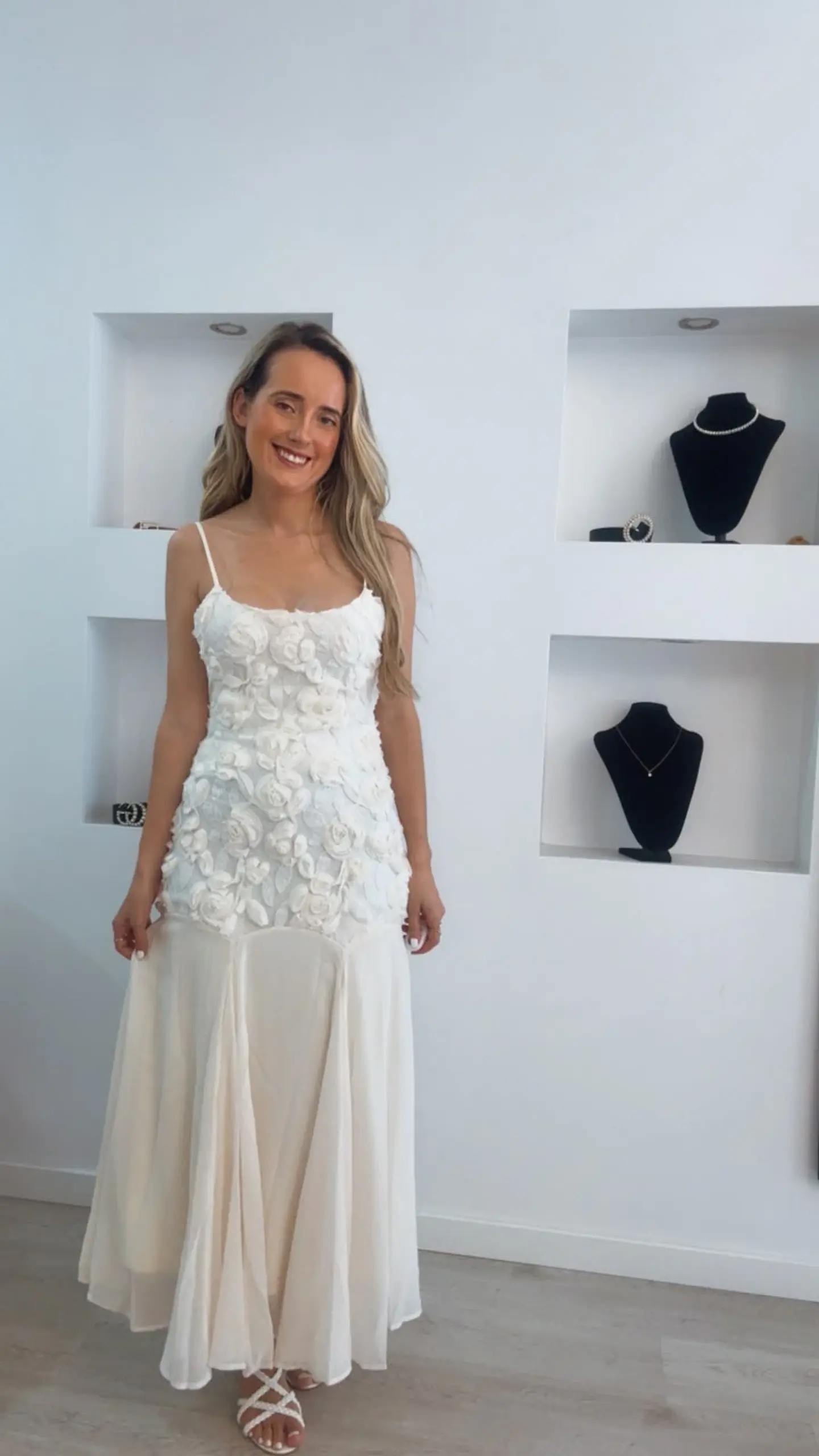 Vestido com flores 3D 1