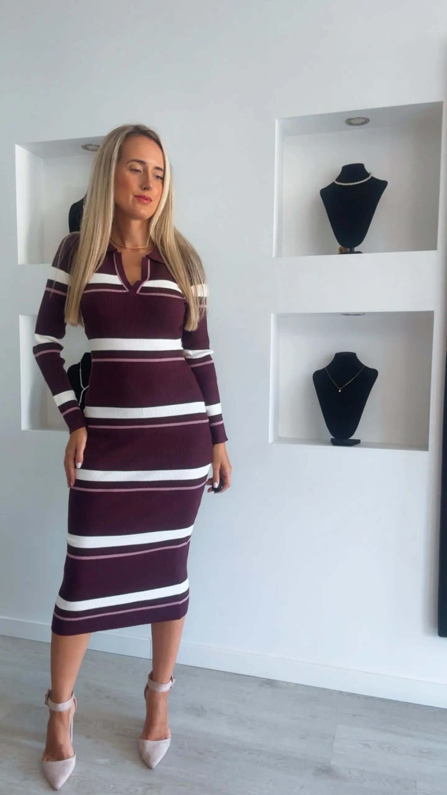 Vestido midi em malha com padrão às riscas - TU 4