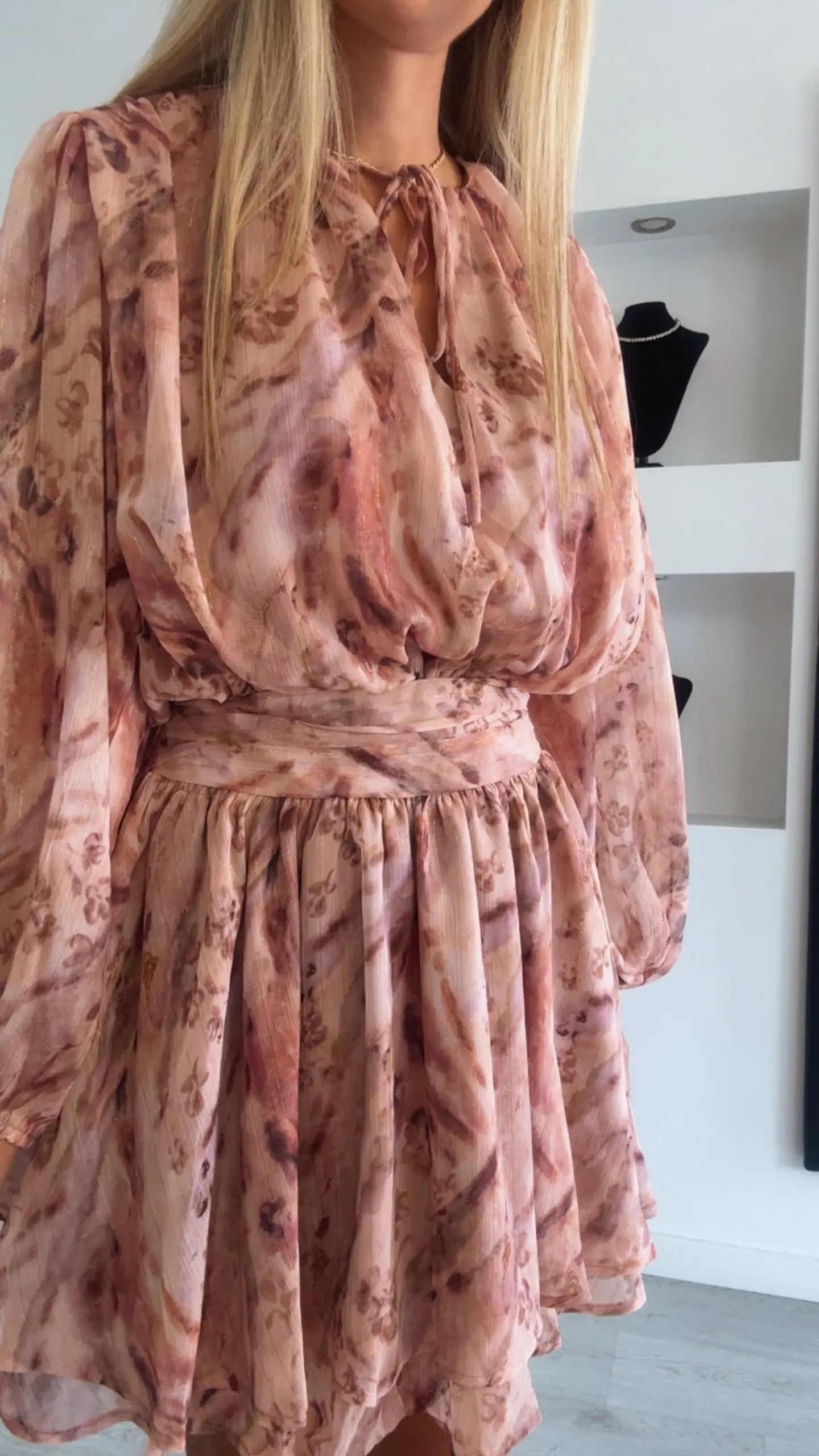 Vestido curto estampado 4