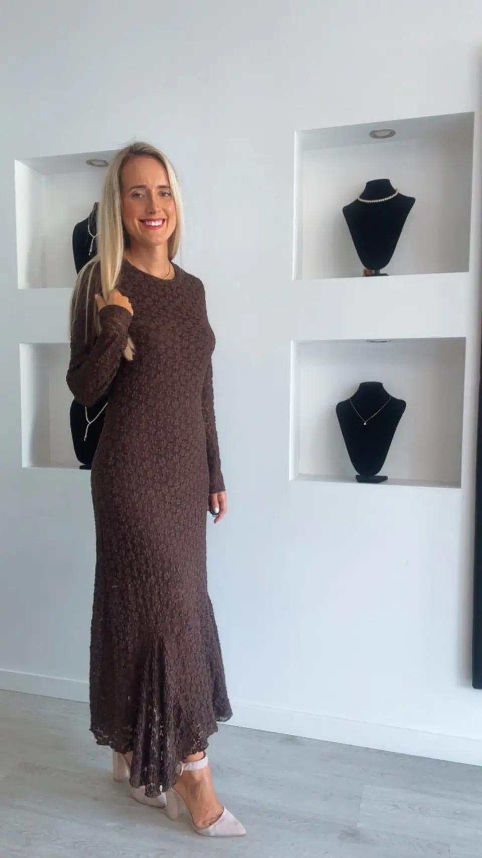 Vestido comprido em renda 4