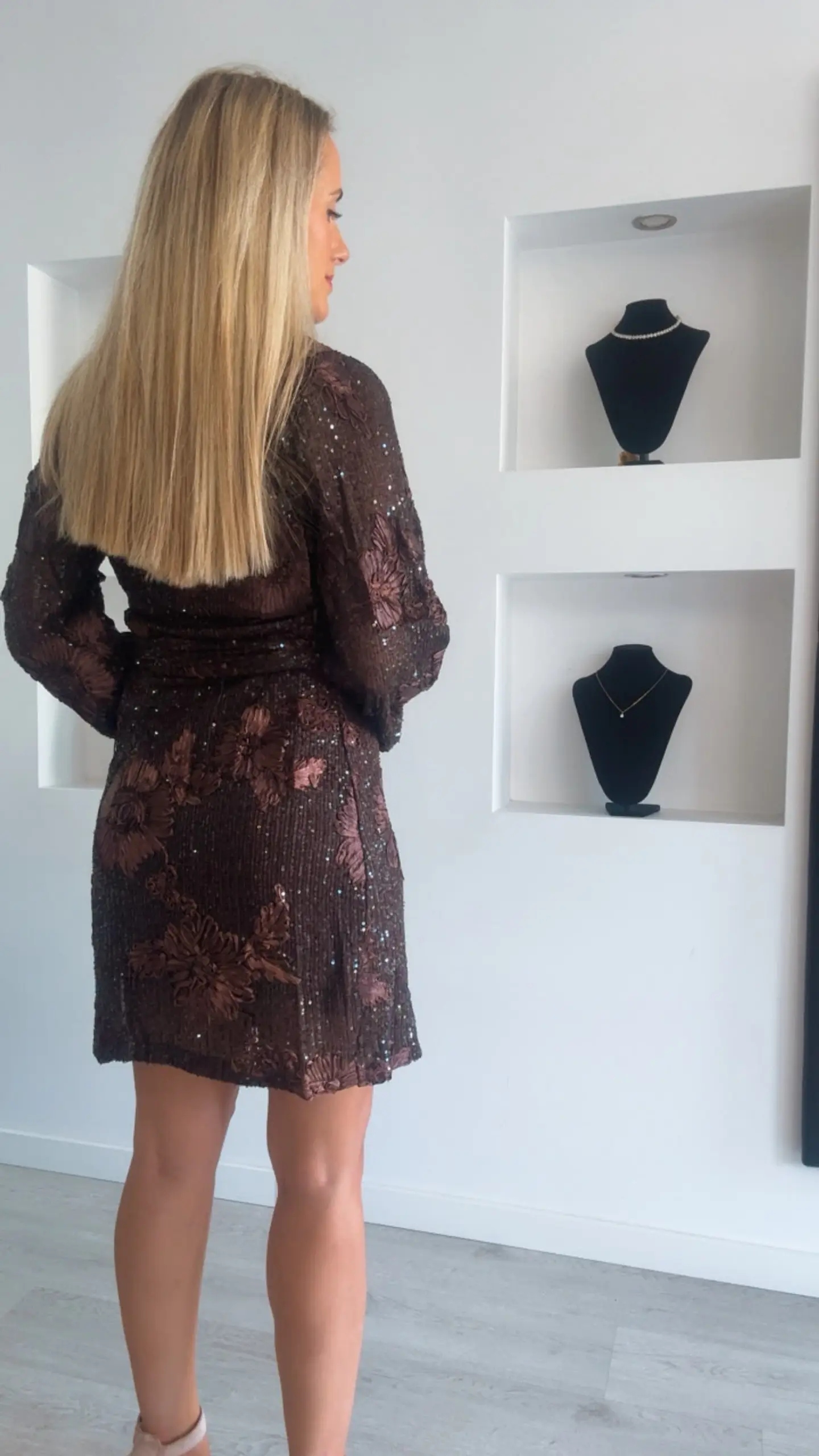 Vestido com lantejoulas 2
