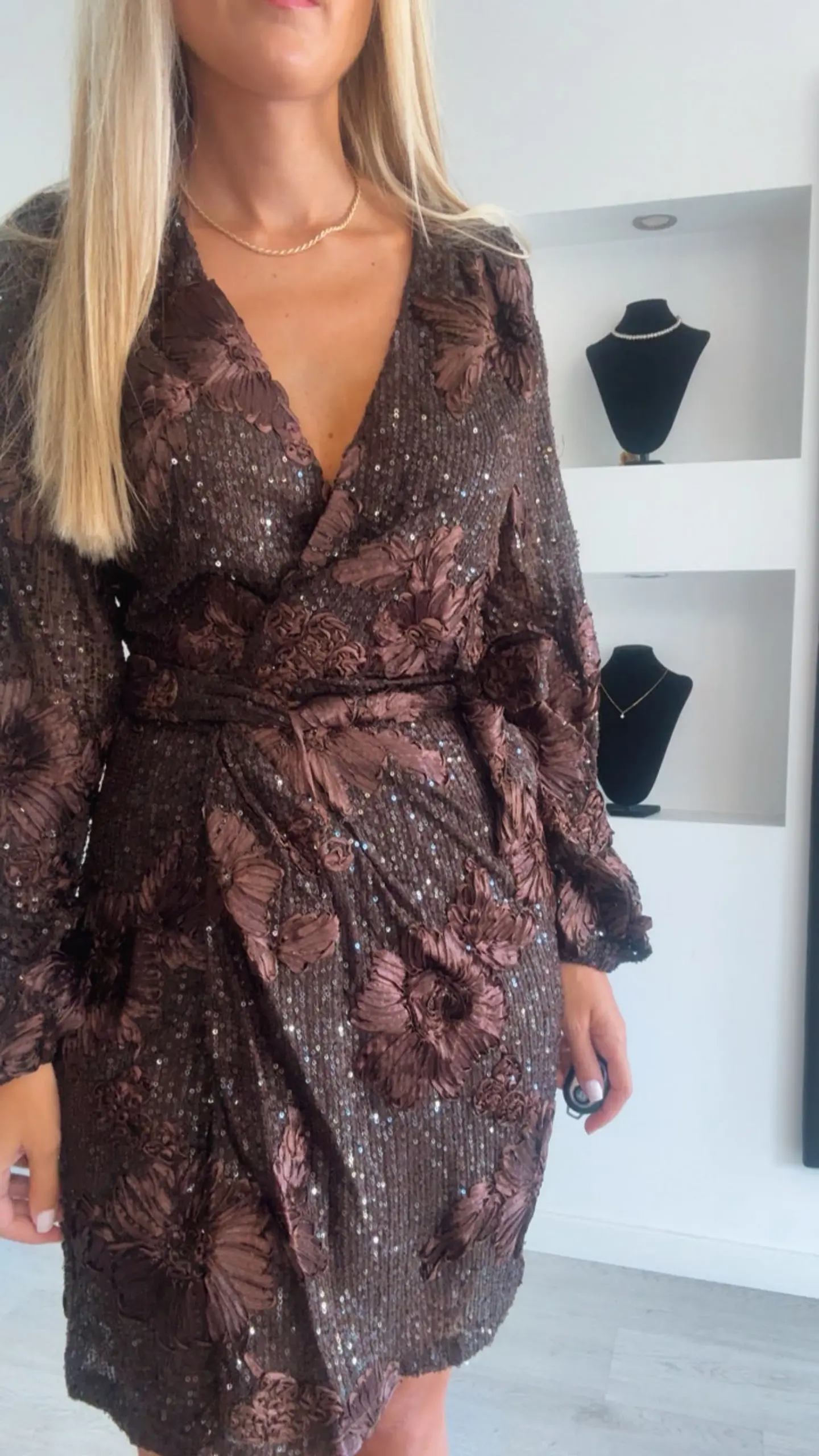 Vestido com lantejoulas 5