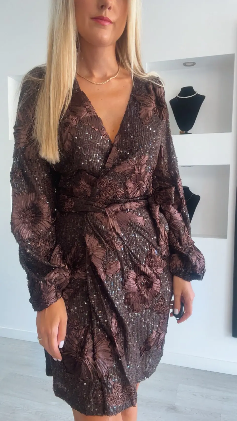 Vestido com lantejoulas 6