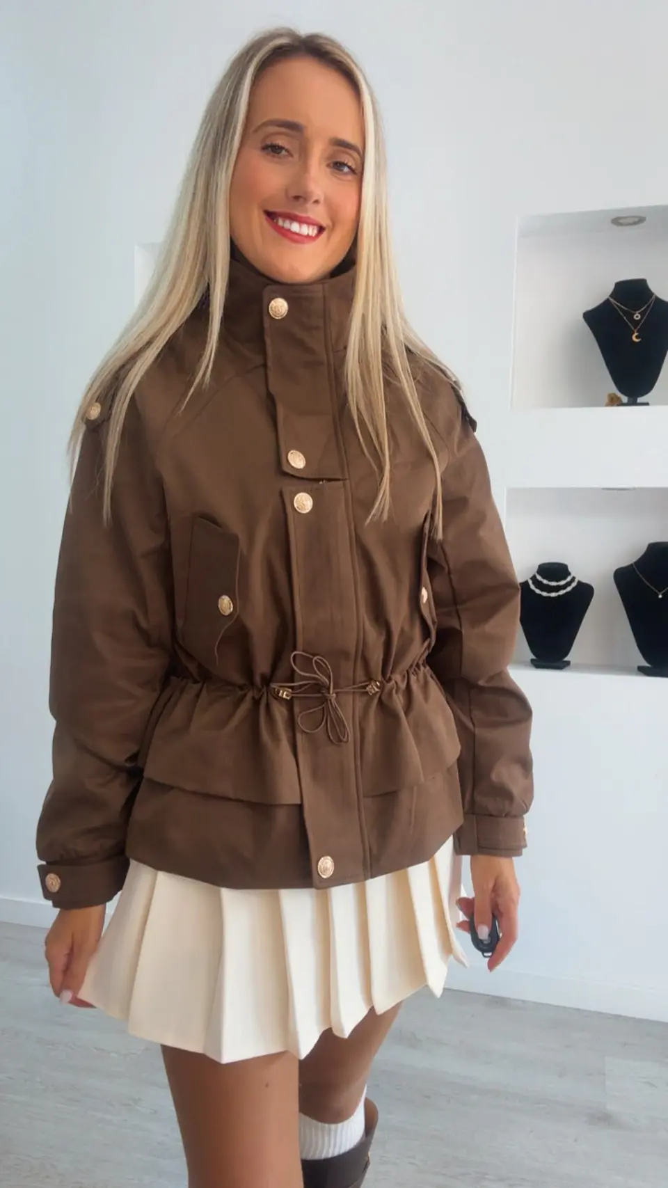 Parka com Folhos e Cinta Ajustável 4