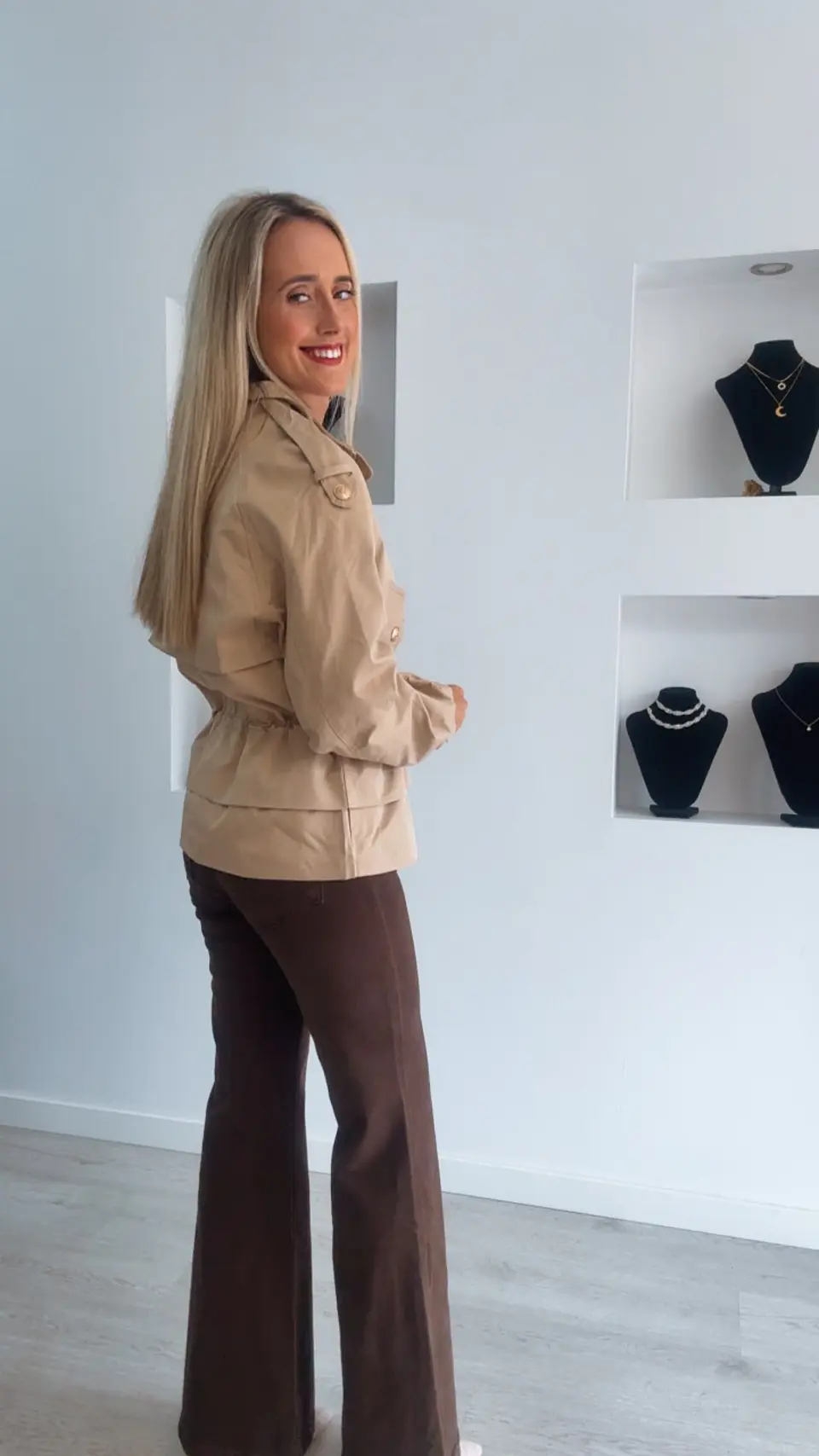 Parka com Folhos e Cinta Ajustável 10