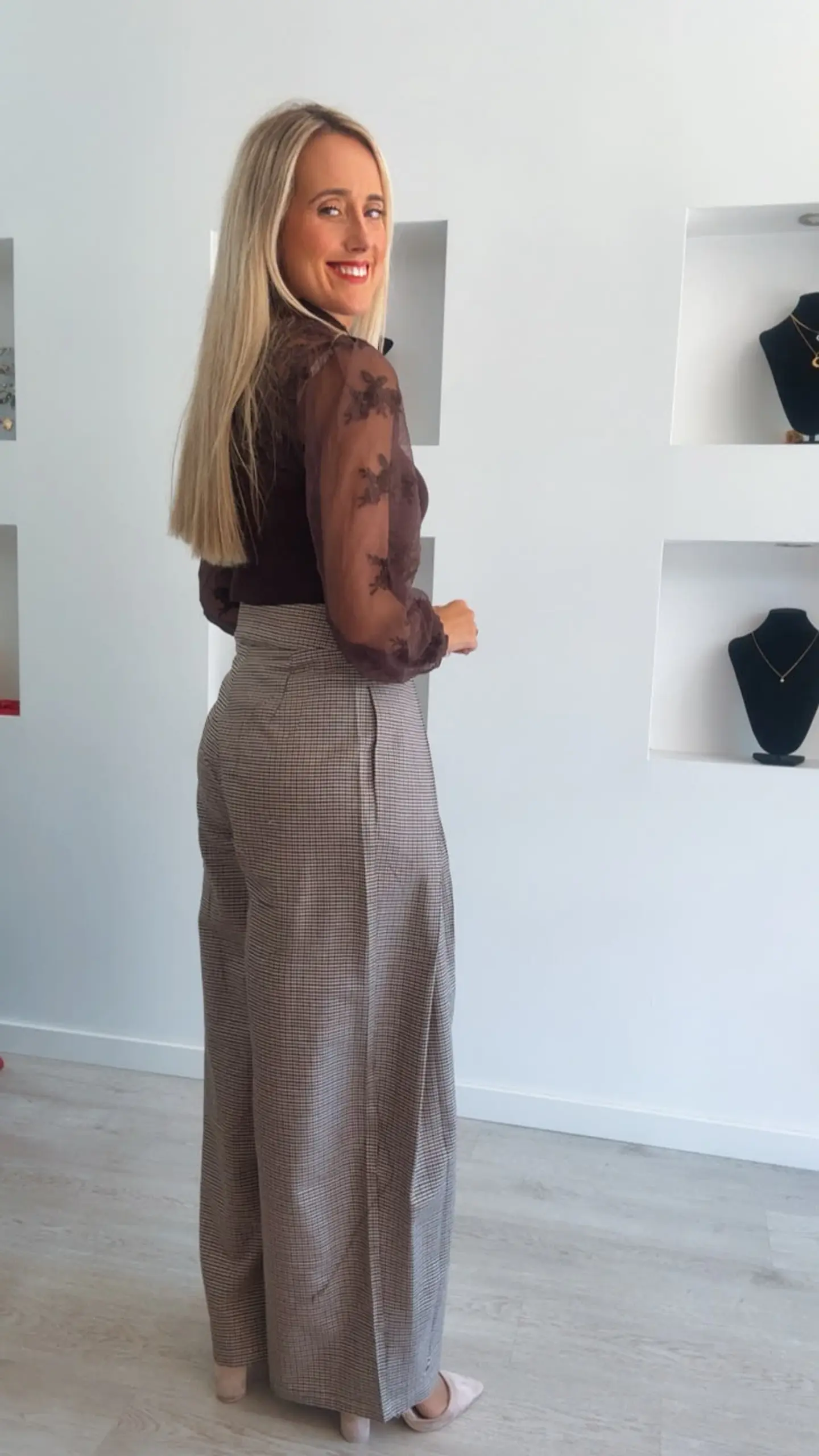 Camisola em Malha com Mangas em Renda - TU 6