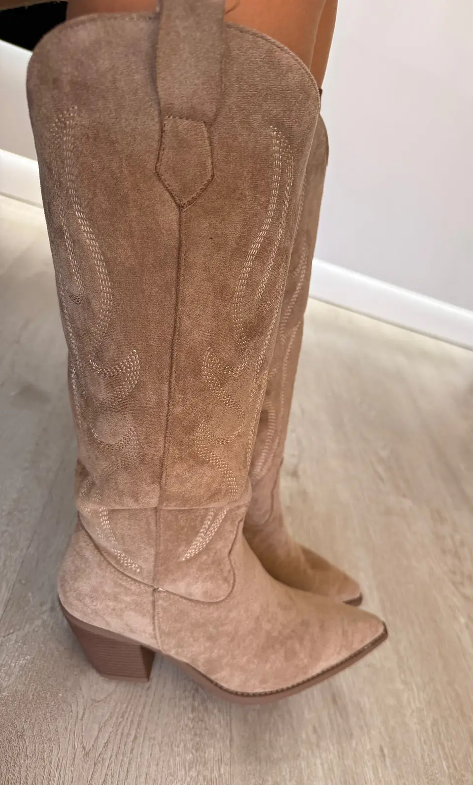 Bota Texana Bege de Cano Alto 4