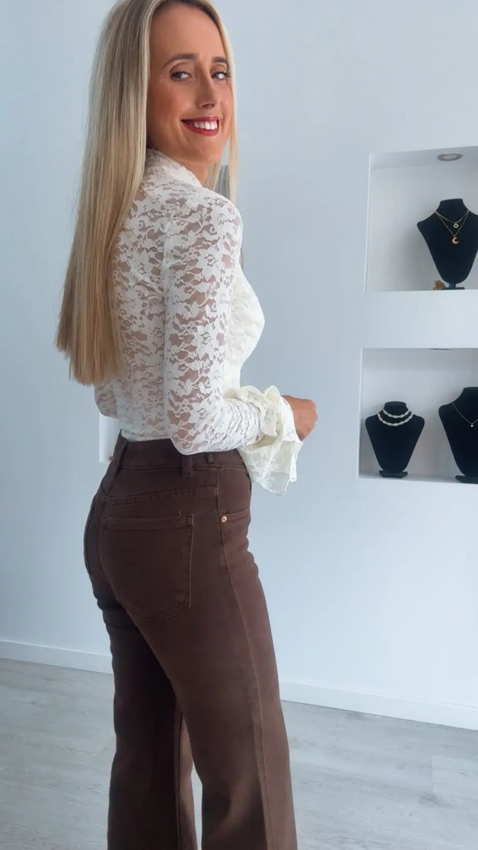 Body em Renda com Abertura no Peito 4