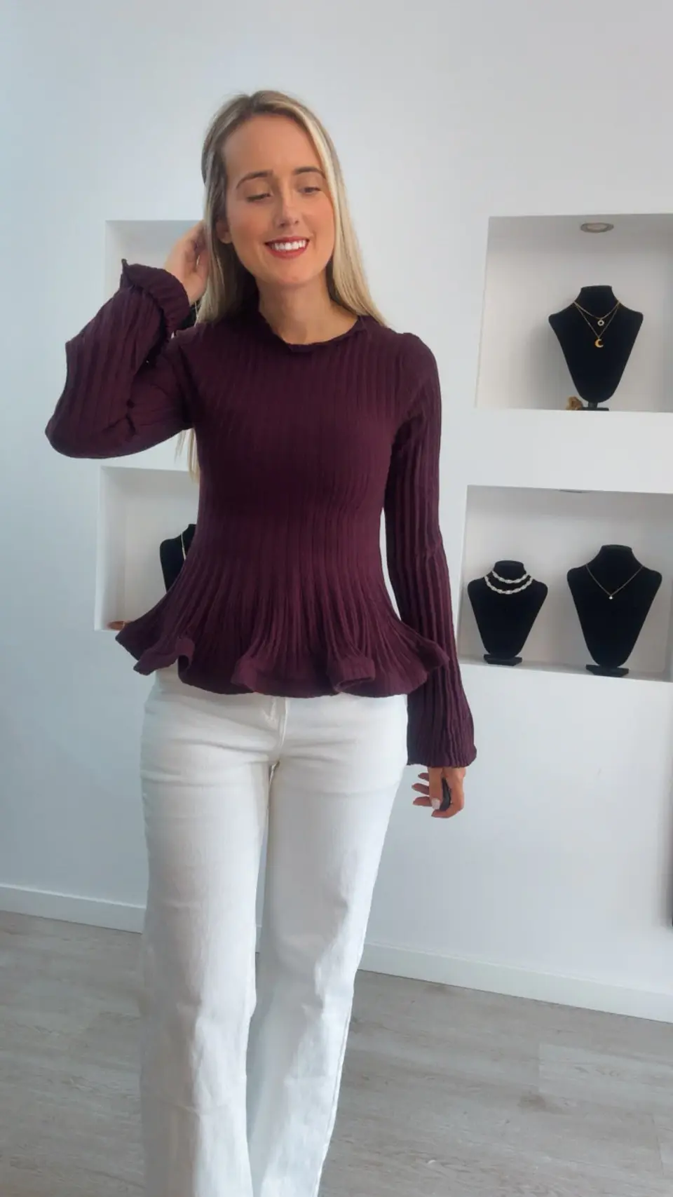 Camisola em Malha Riscada com Folho - TU 3